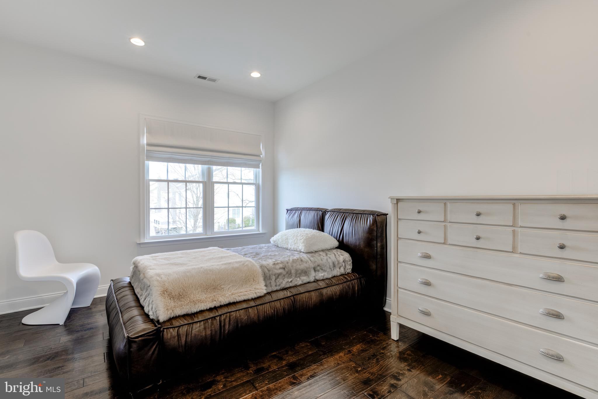 LISETER - Residential