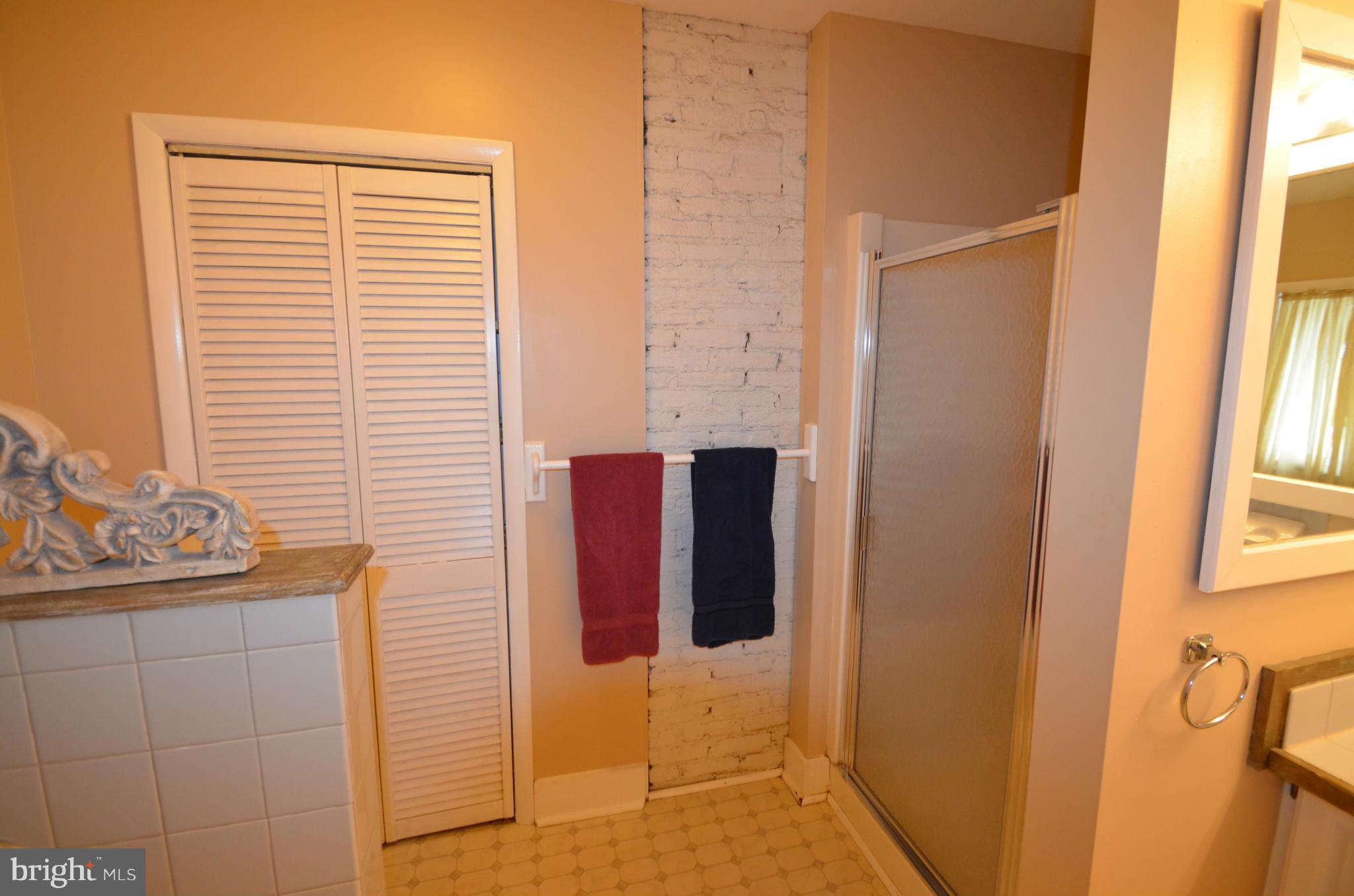 CANTON - Residential Lease