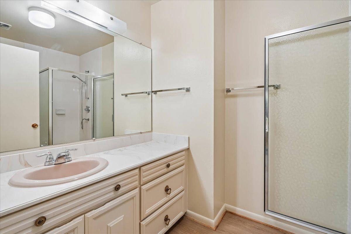 LEISURE WORLD - Residential