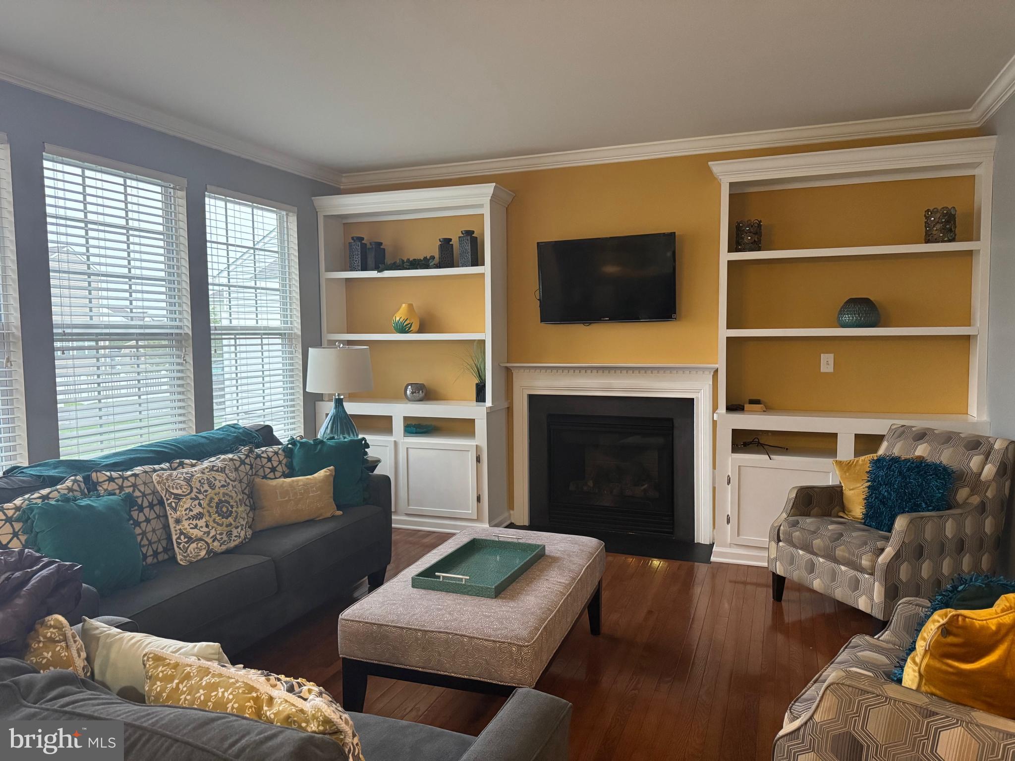 VILLAGE OF BAYBERRY - Residential