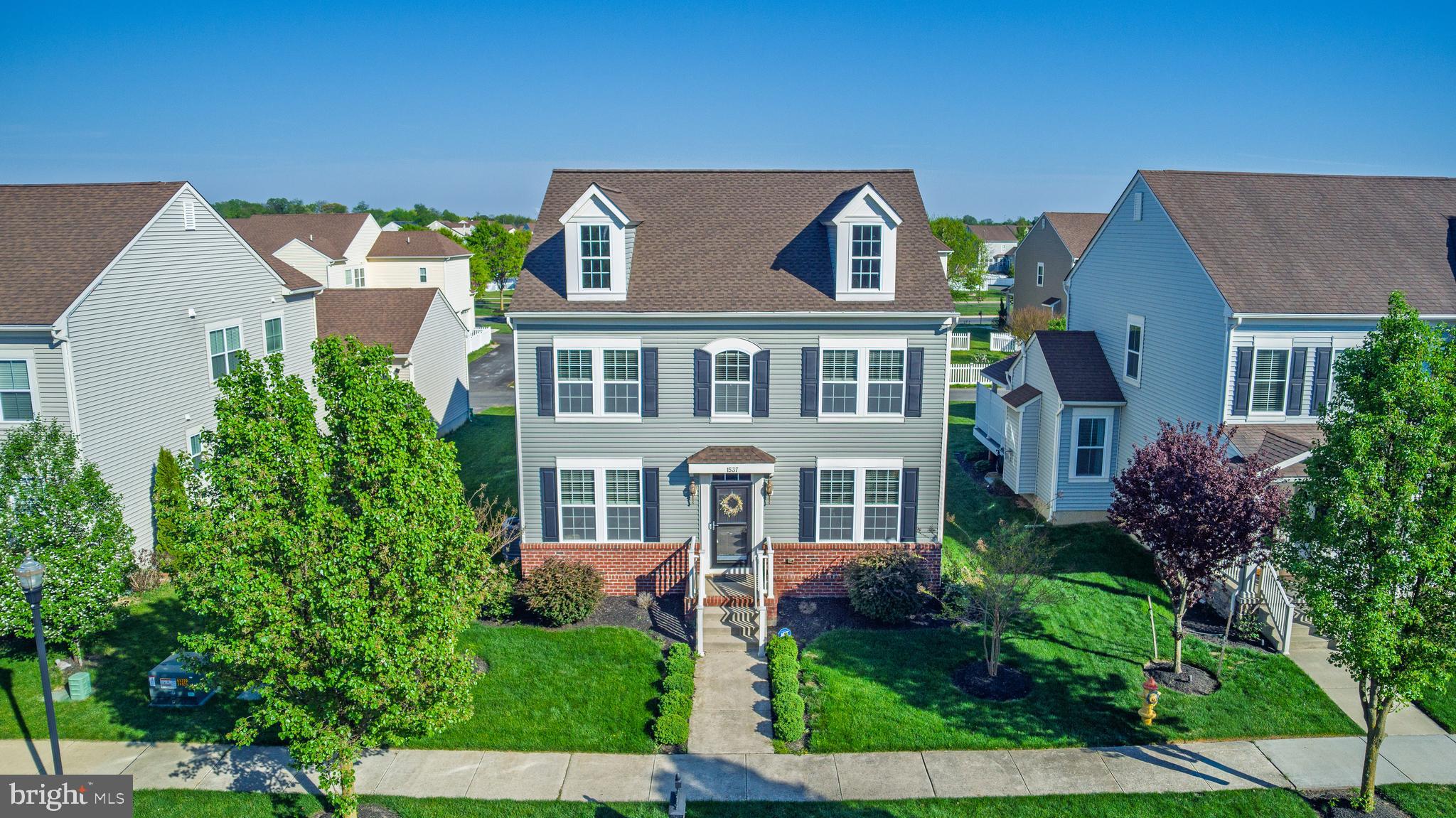 1537 E MATISSE DRIVE