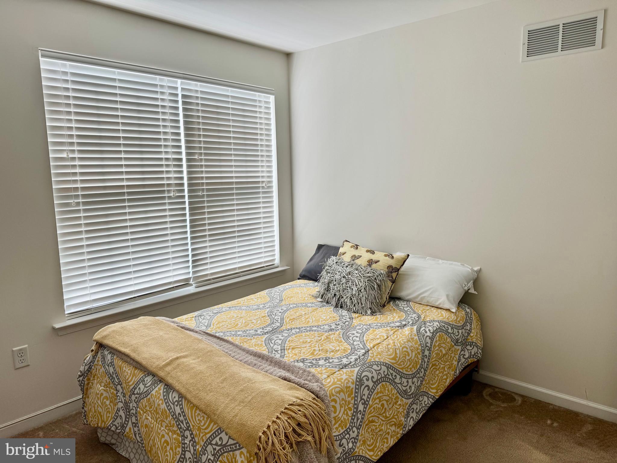 VILLAGE OF BAYBERRY - Residential