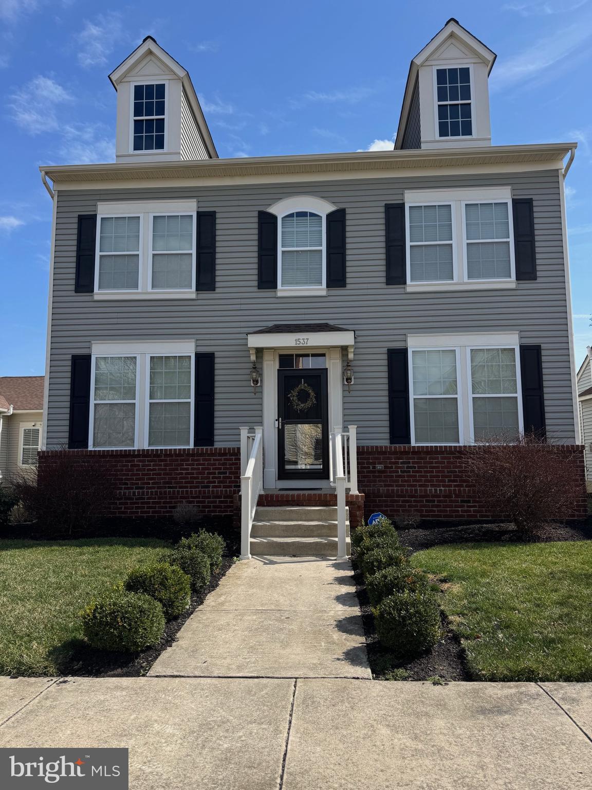 1537 E MATISSE DRIVE