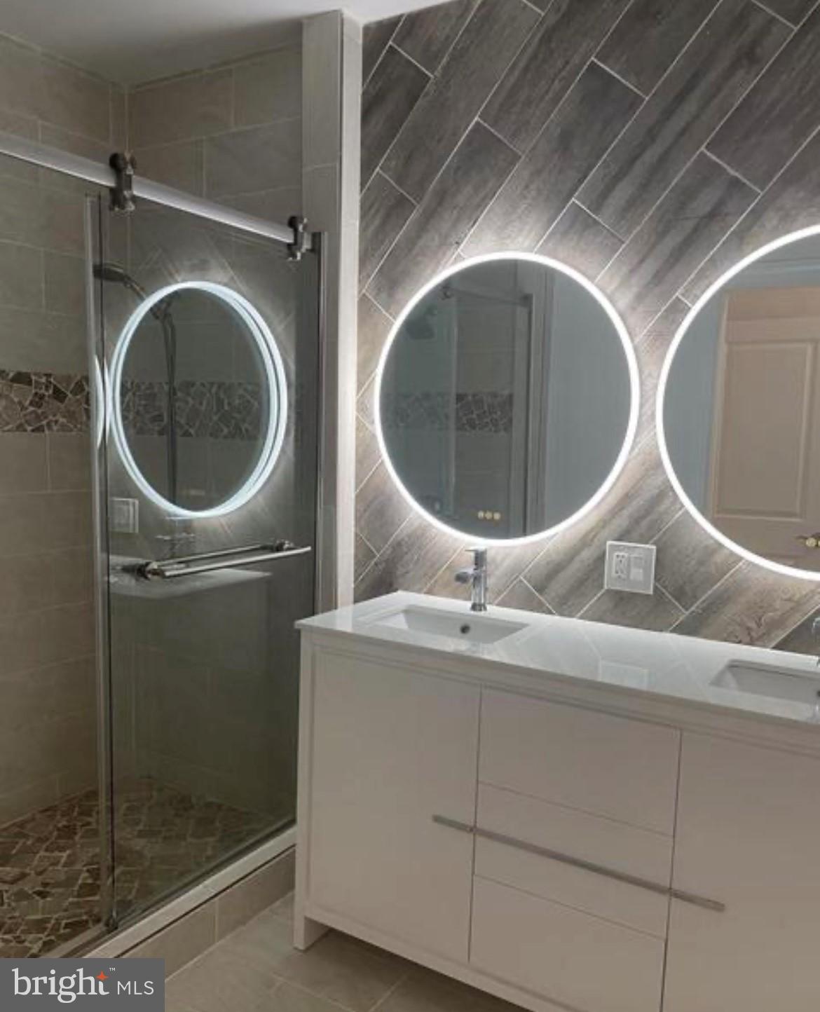 OLIVER - Residential