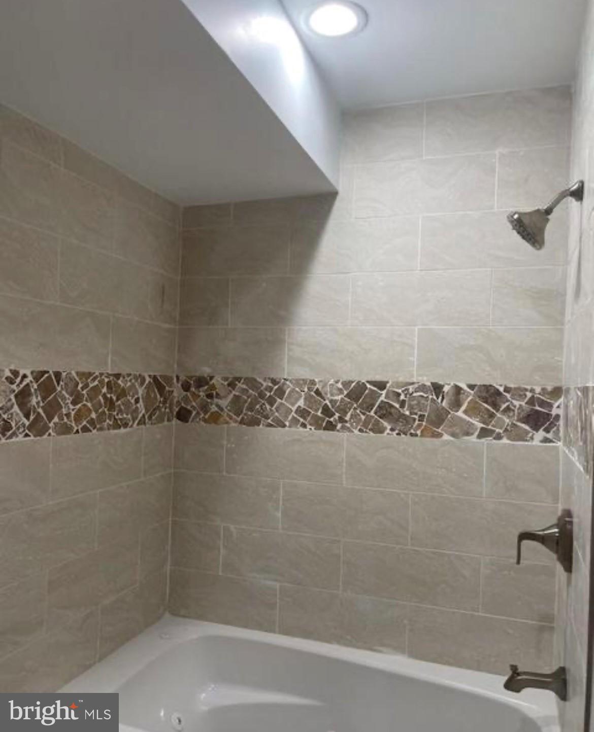 OLIVER - Residential