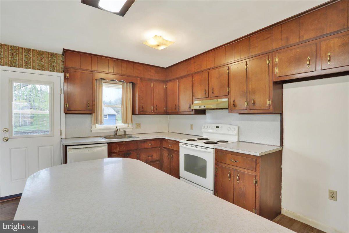 AMITY GARDENS - Residential