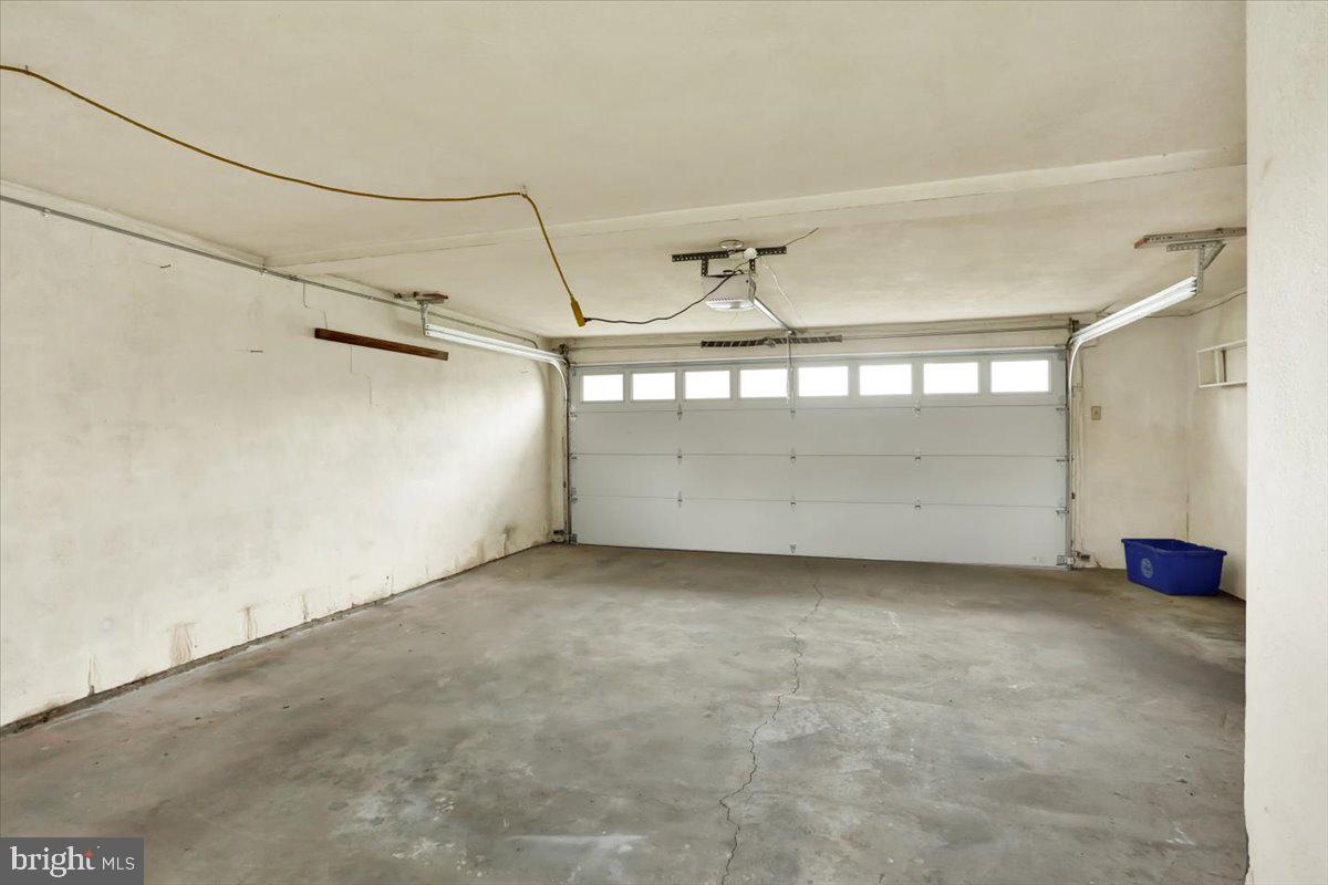 AMITY GARDENS - Residential