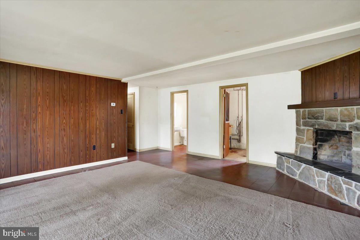 AMITY GARDENS - Residential