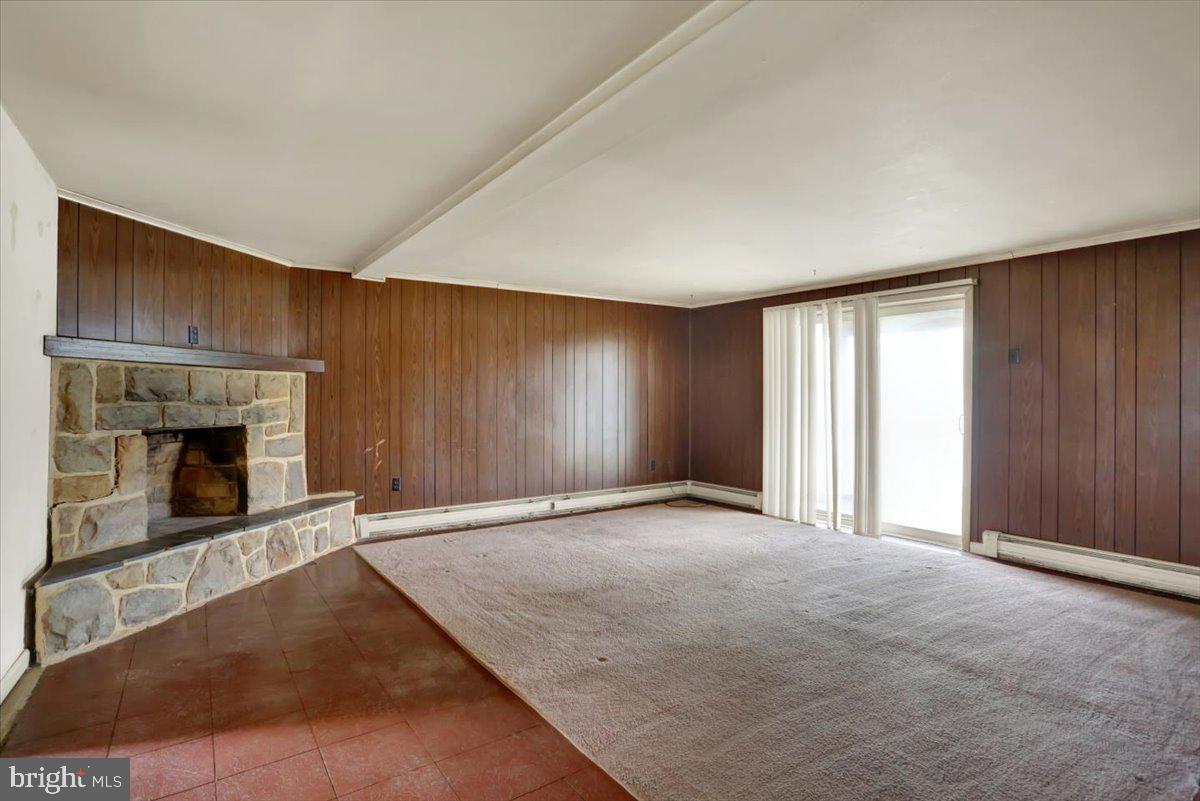 AMITY GARDENS - Residential