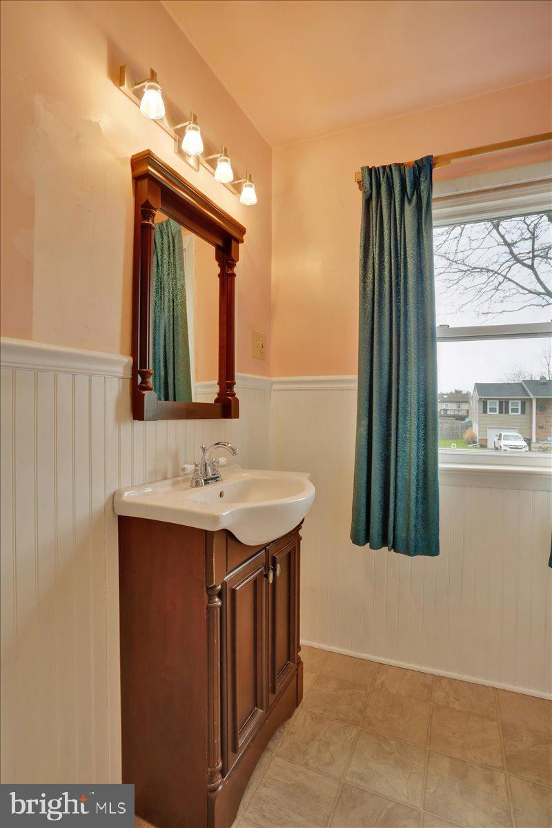 AMITY GARDENS - Residential