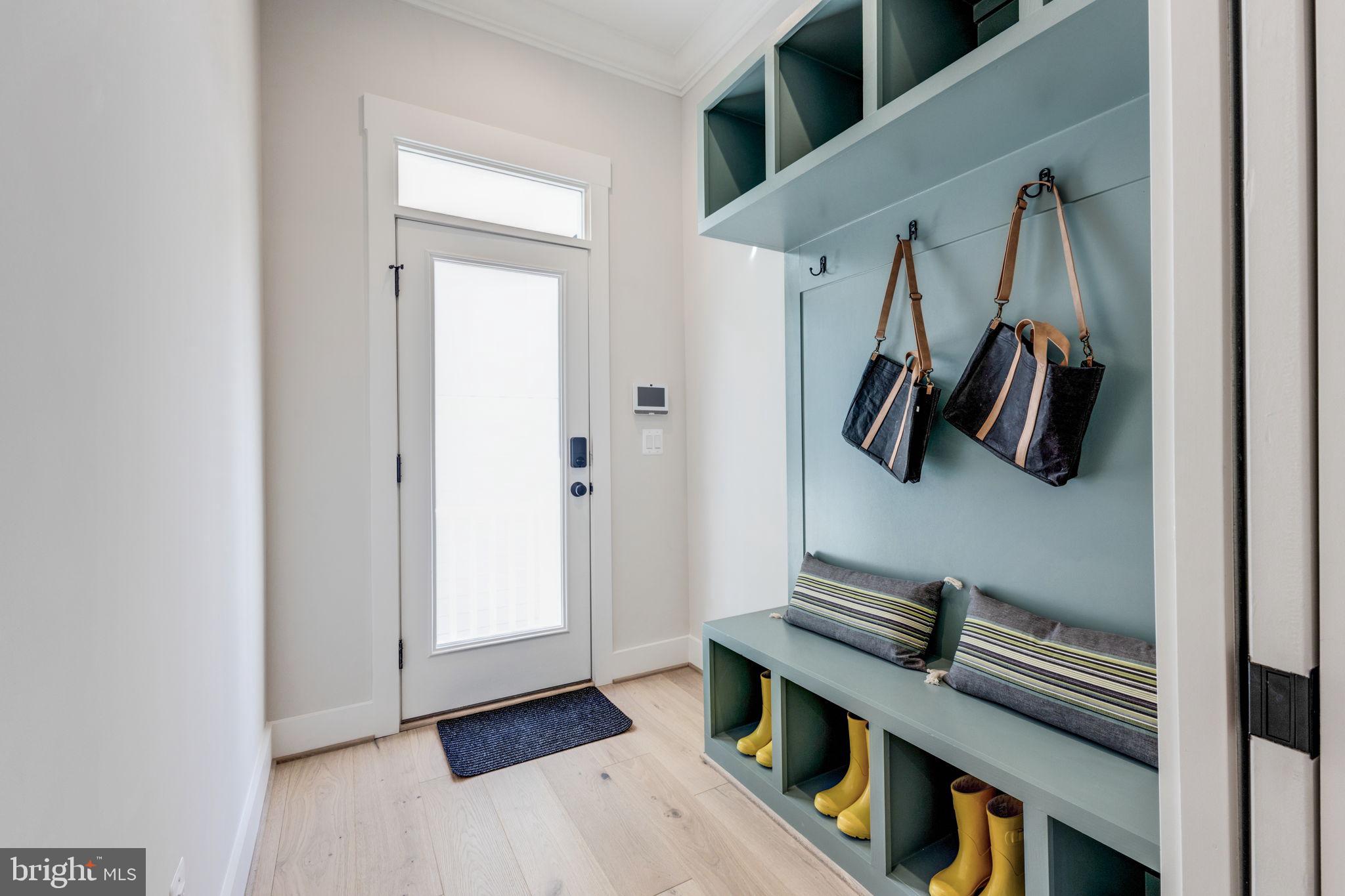 DEL RAY - Residential