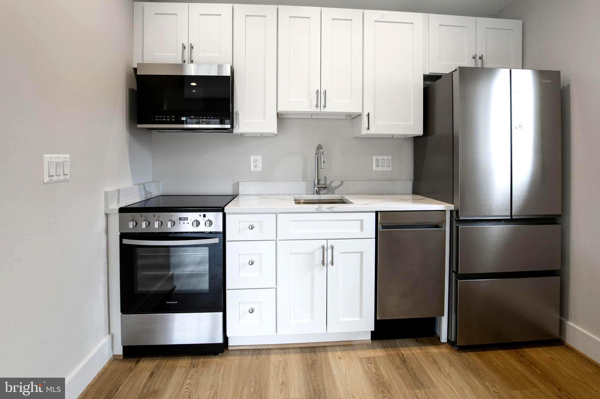 DEL RAY - Residential