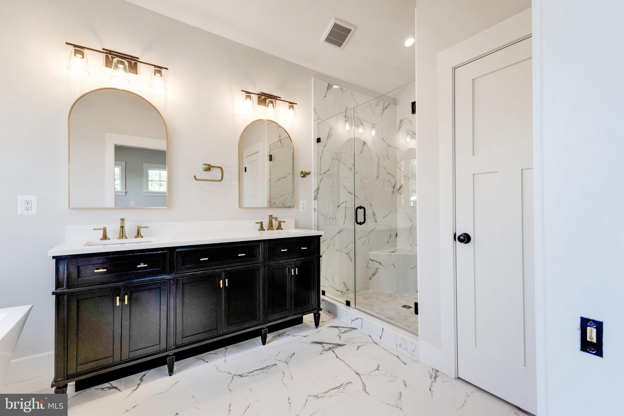 DEL RAY - Residential