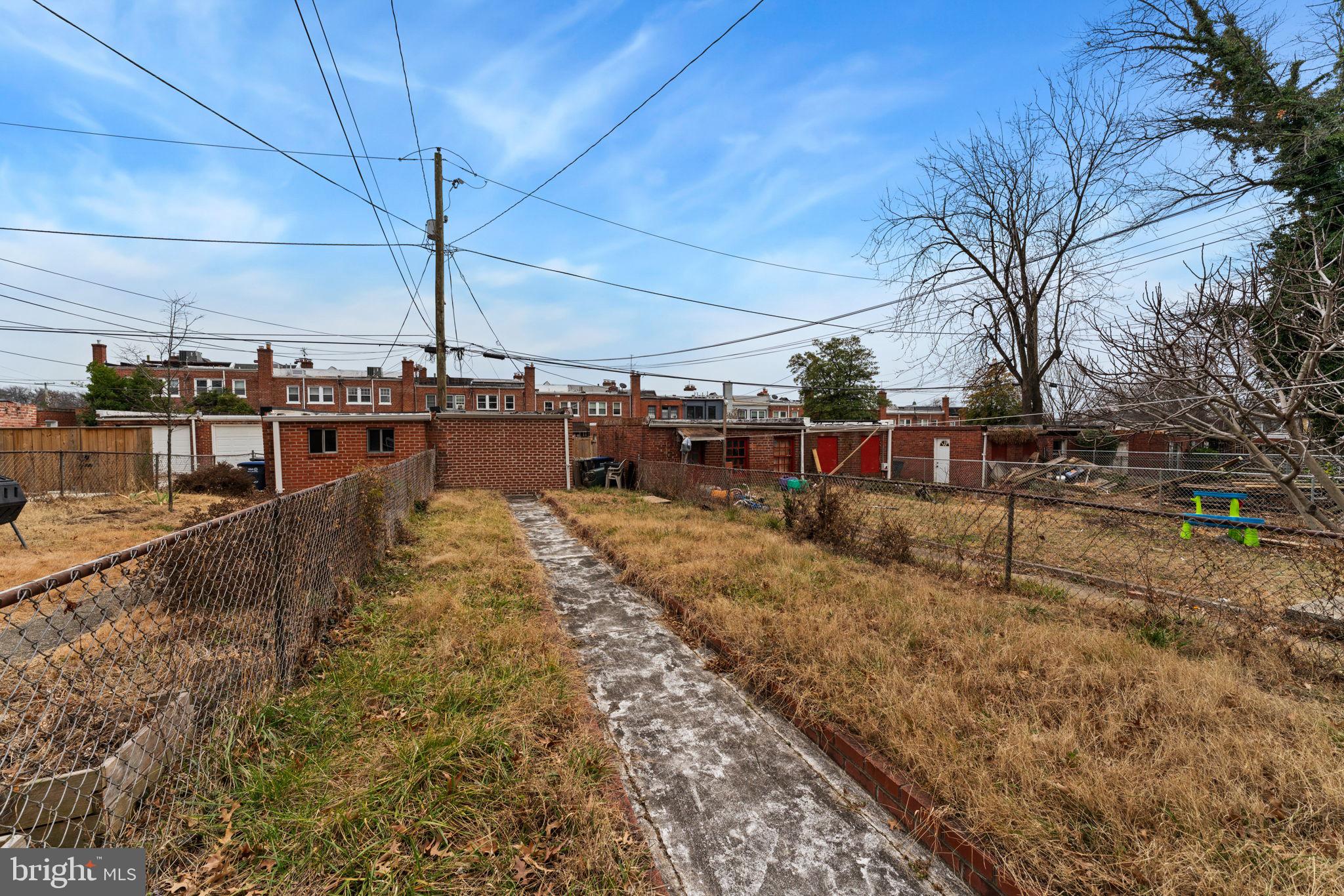 220 JEFFERSON STREET NW