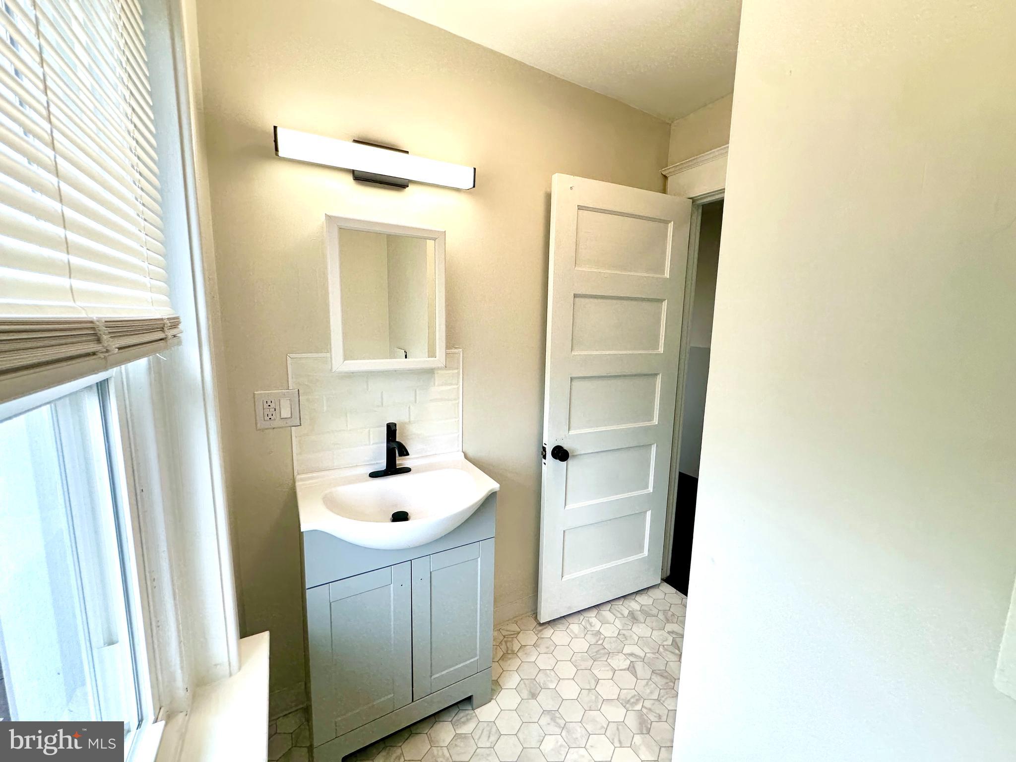 LANSDALE - Residential Lease