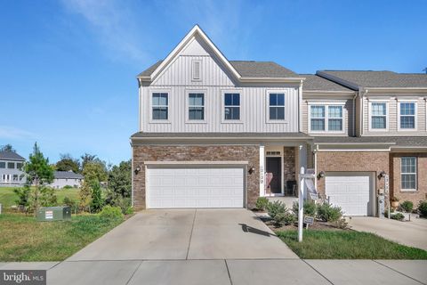 Property photo of 12120 American Chestnut Road, Bowie, MD 20720