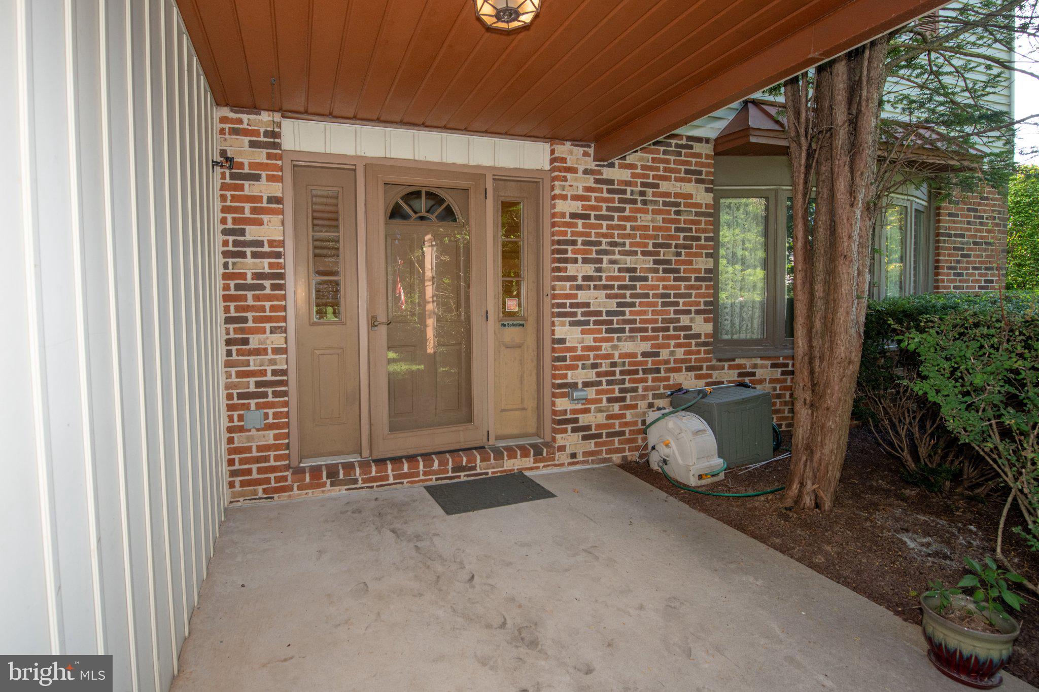 77 HAMPTON DRIVE