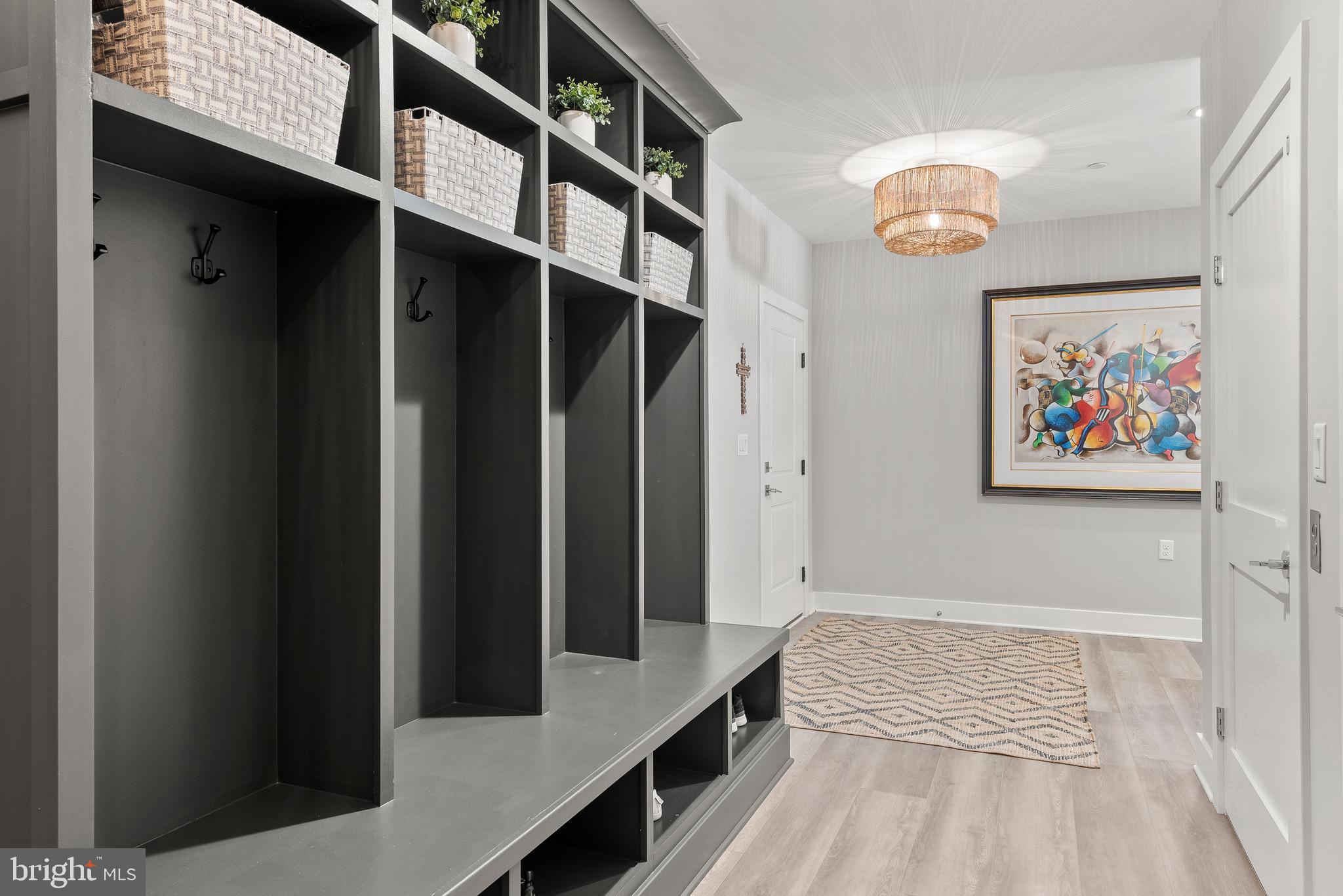 GLEN RIDDLE - Residential