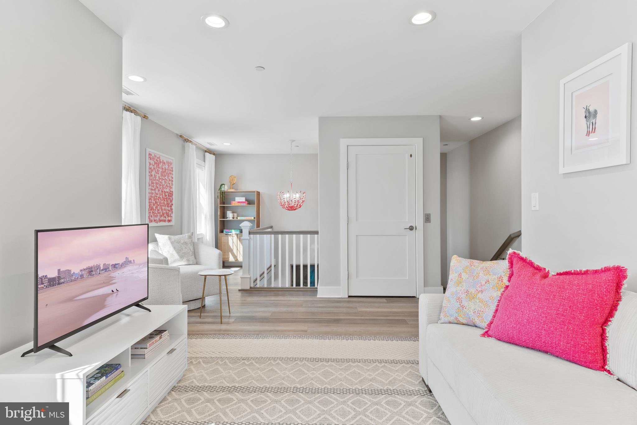 GLEN RIDDLE - Residential