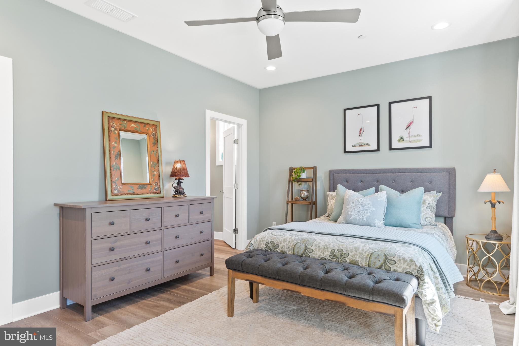 GLEN RIDDLE - Residential