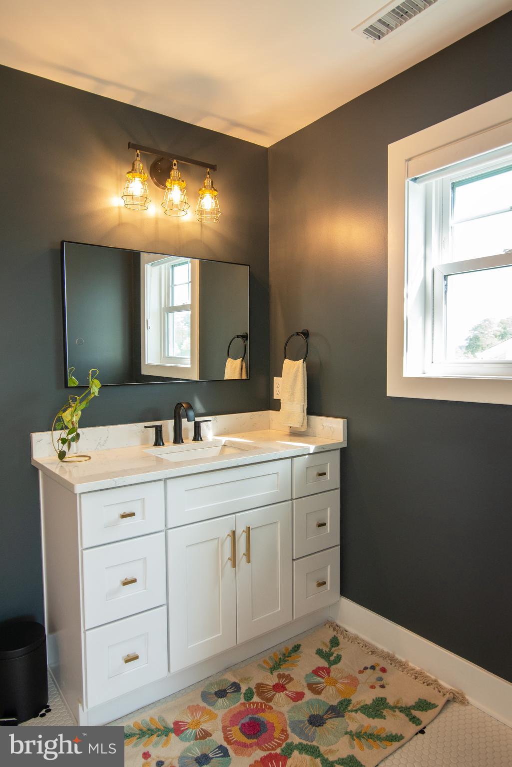 GLEN RIDDLE - Residential