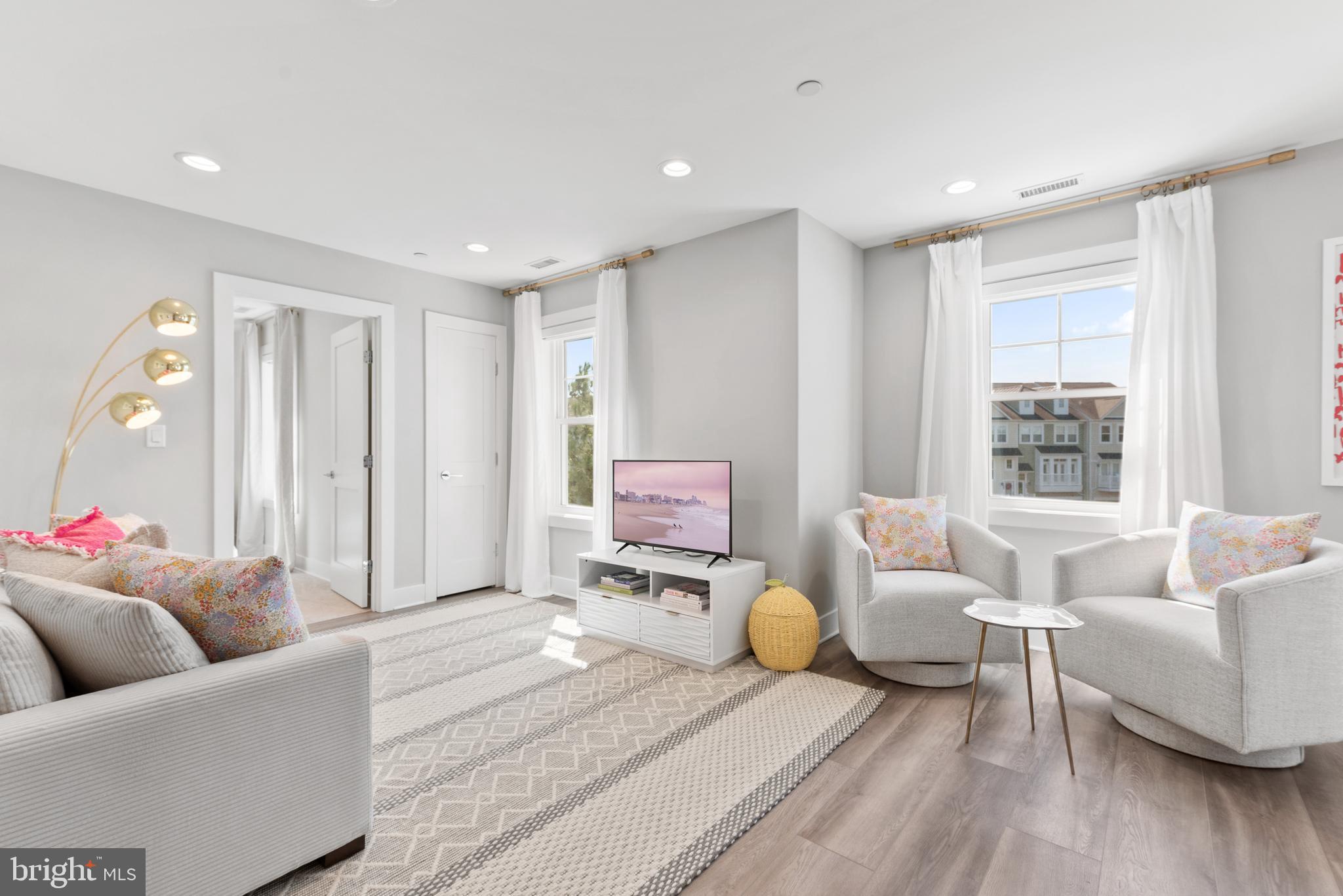 GLEN RIDDLE - Residential