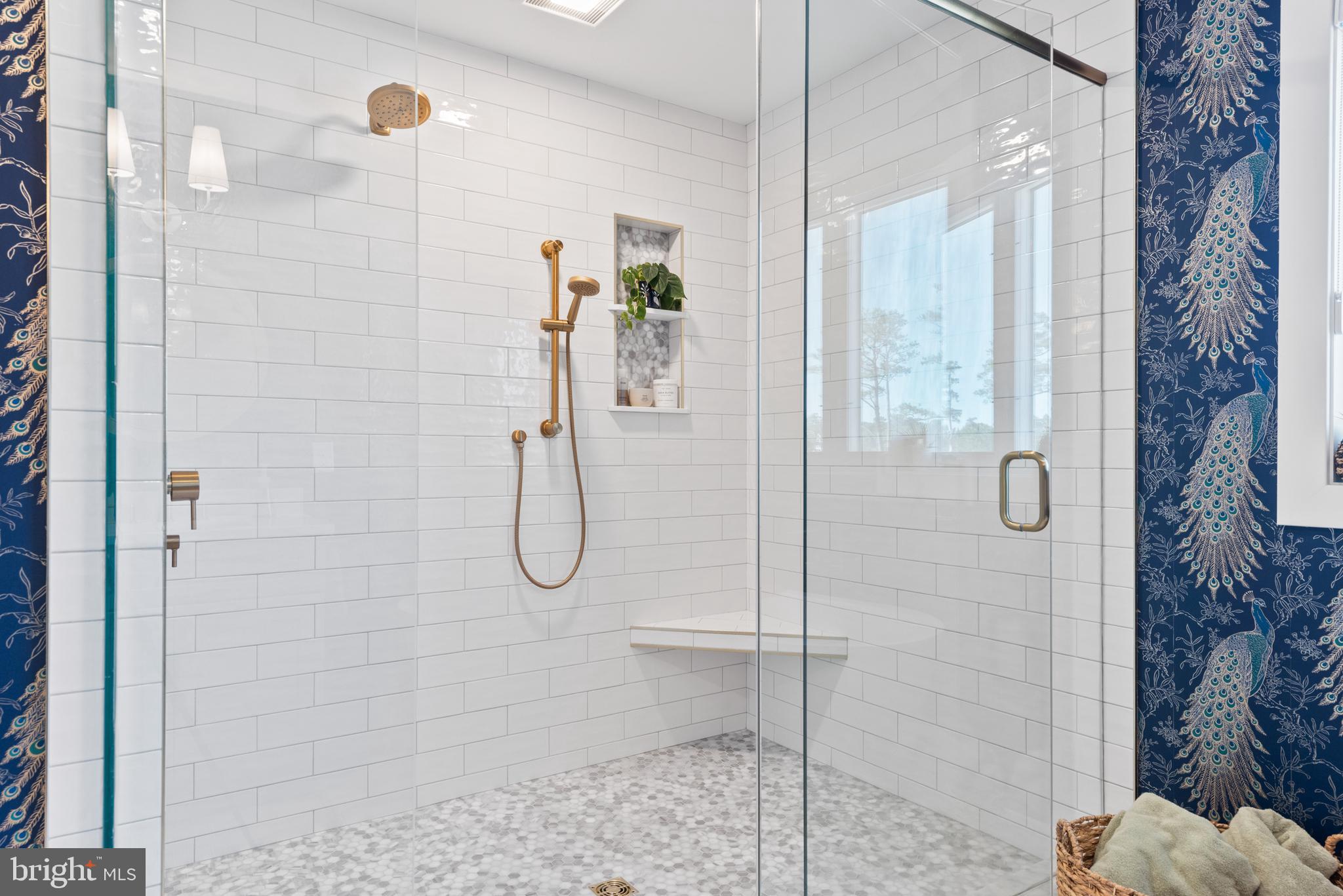 GLEN RIDDLE - Residential