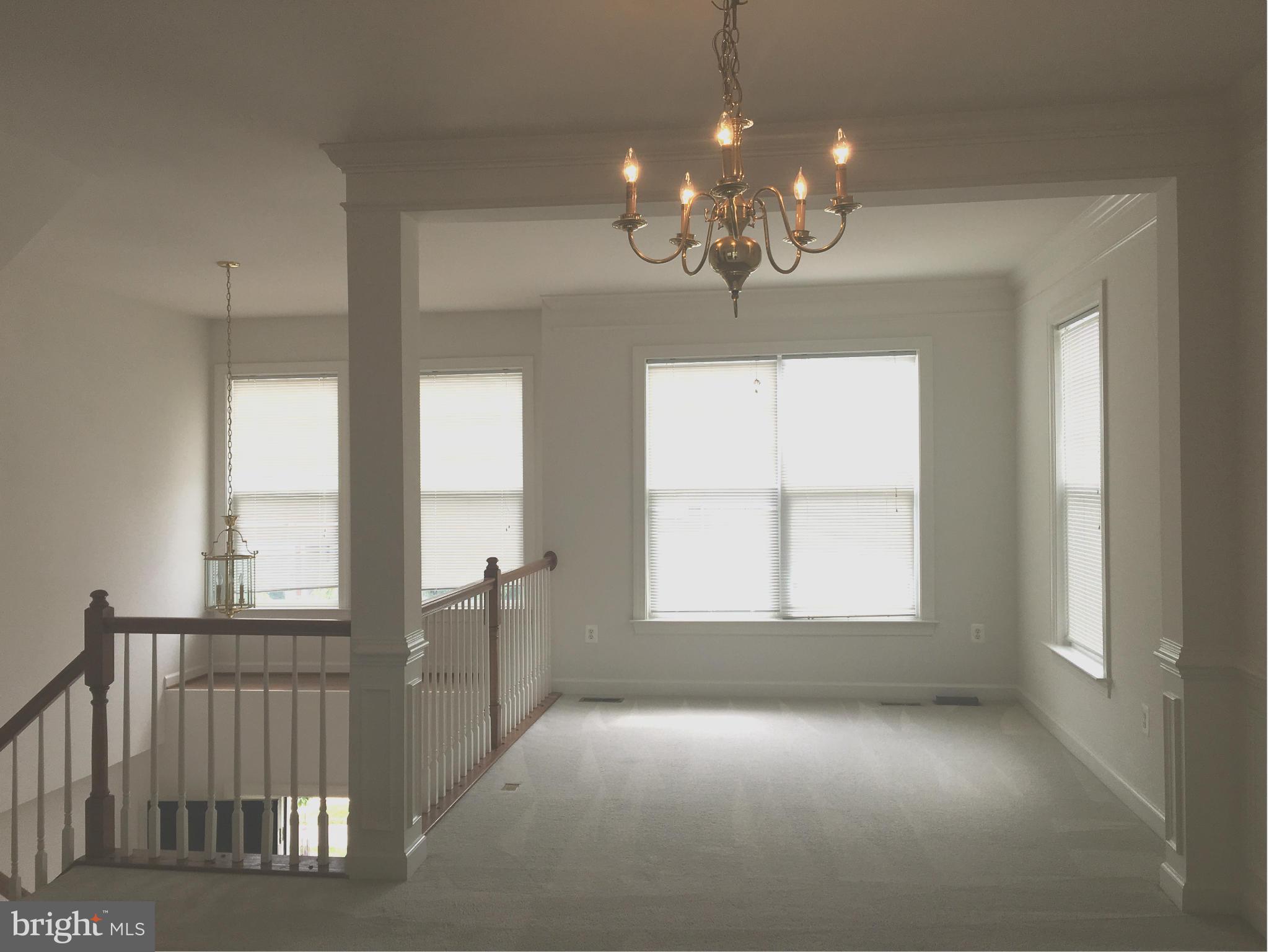 BLOOMS MILL - Residential Lease