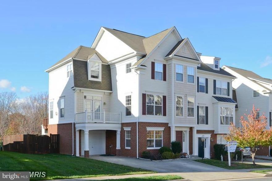 Beautiful end unit with loads of natural light! Absolutely Gorgeous, Spacious, 1 Car Garage TH. 3 cars parking in driveway, Hardwood flooring on Upper 1 level and carpet on Main and Upper 2 level. Huge master bedroom with en suite bathroom. One deck and one balcony overlooking pool. A must see!!!