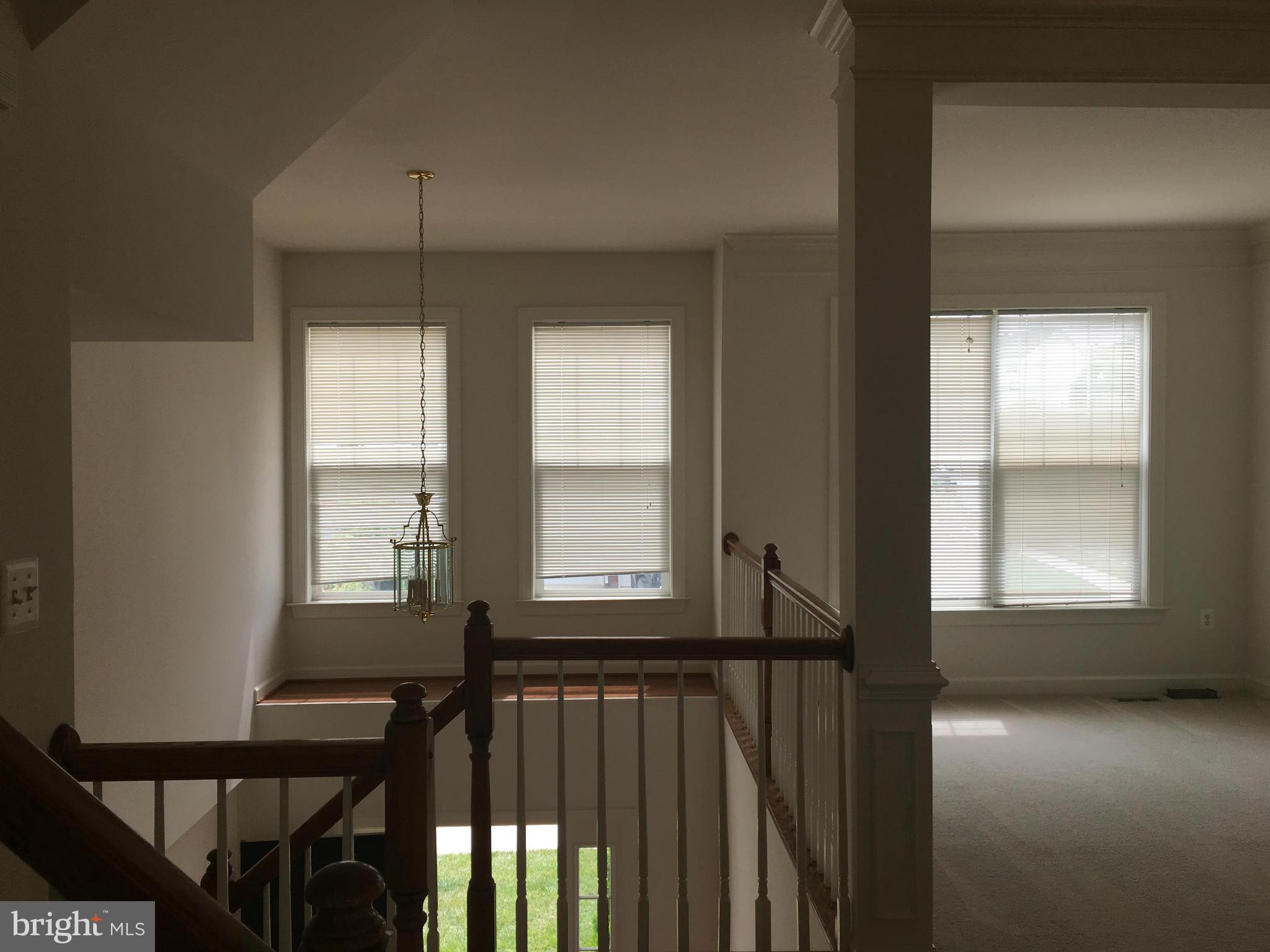 BLOOMS MILL - Residential Lease