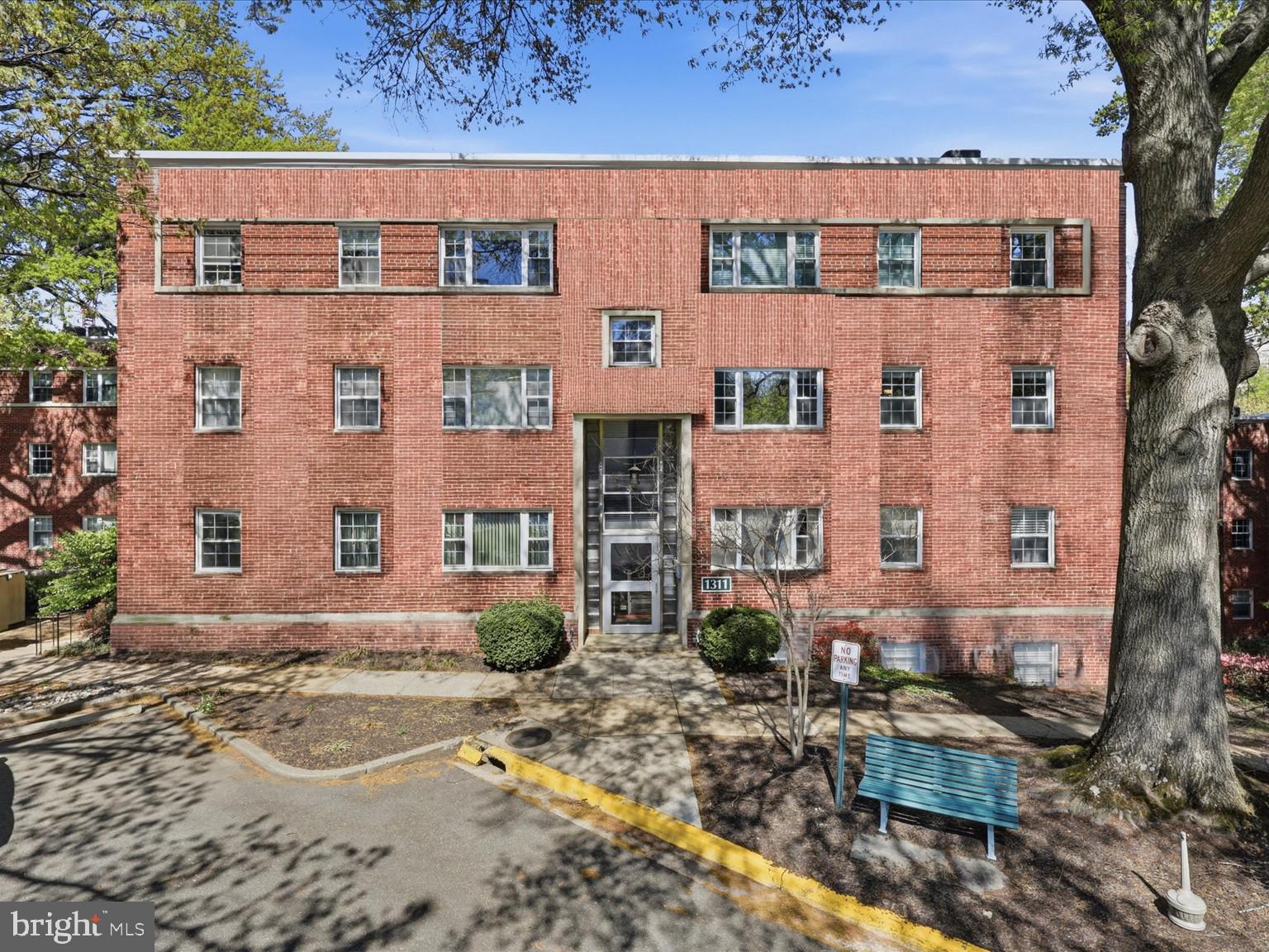 WESTMORELAND TERRACE - Residential