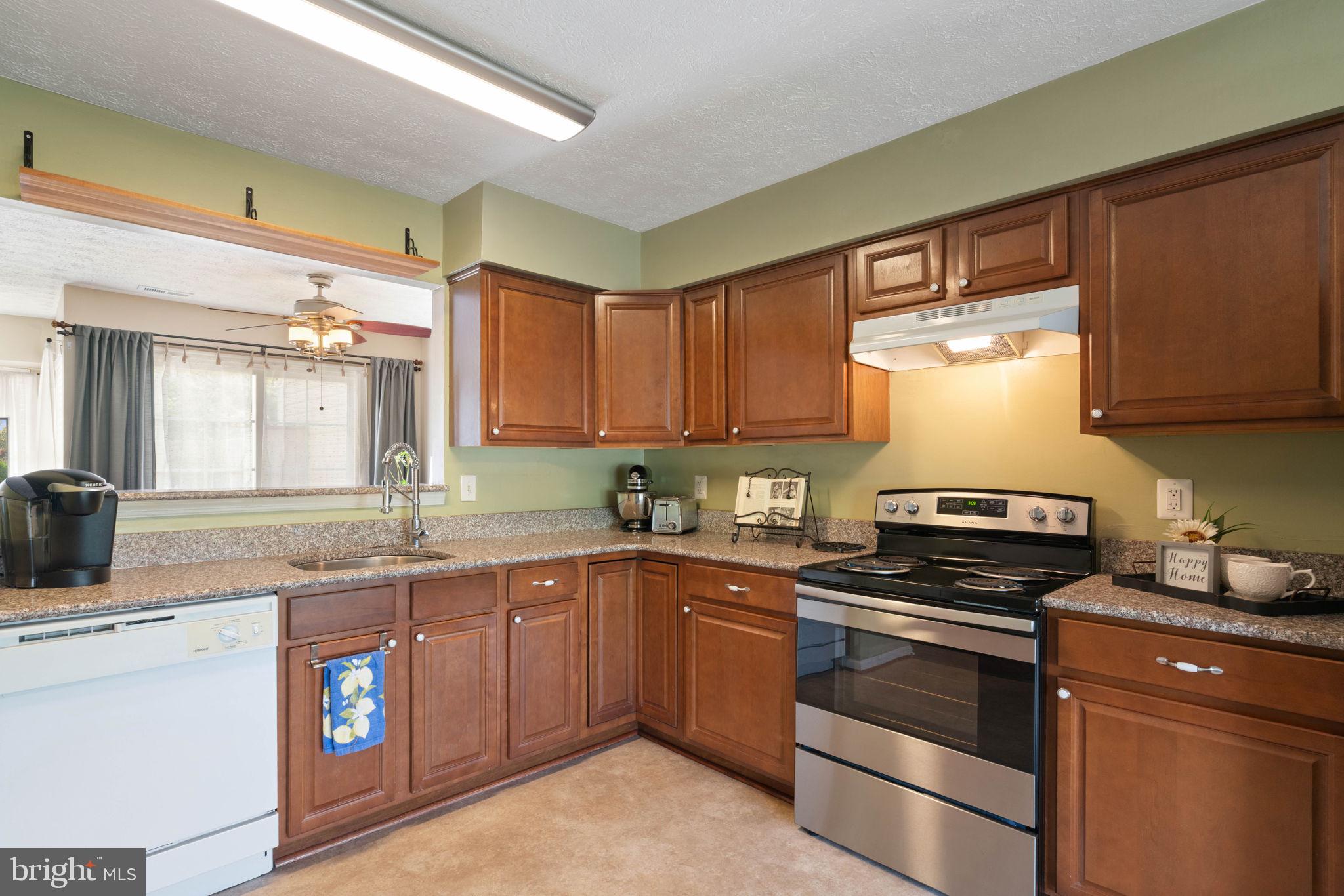 VILLAGES OF SALEM STATION - Residential