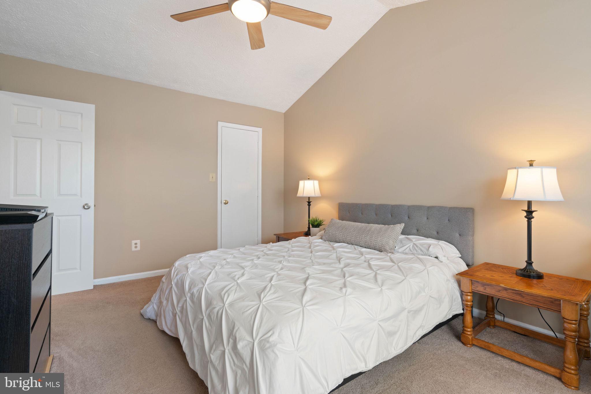 VILLAGES OF SALEM STATION - Residential