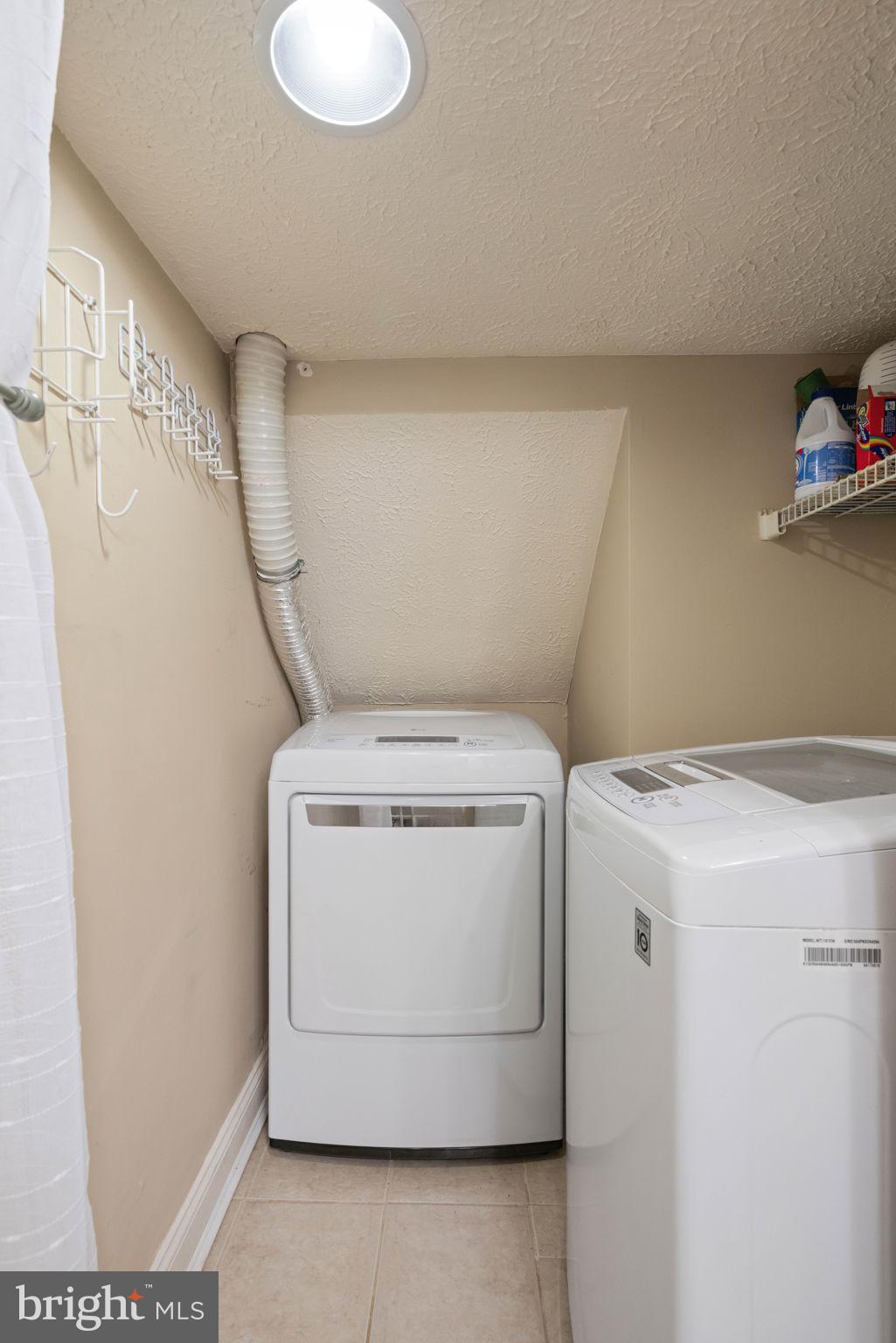 VILLAGES OF SALEM STATION - Residential