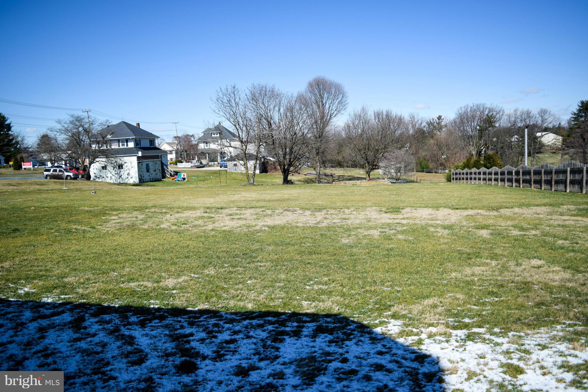 JARRETTSVILLE - Residential