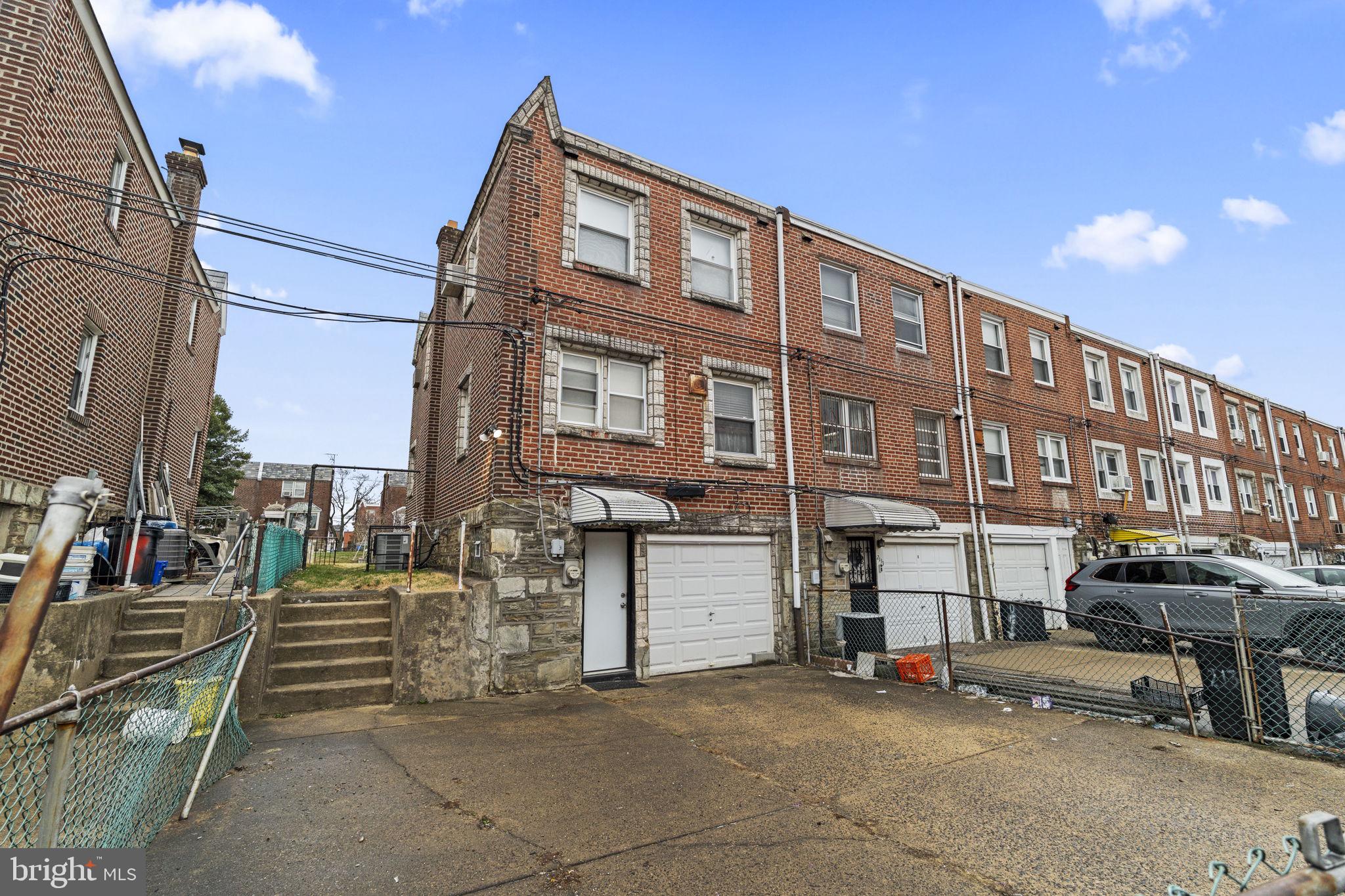 CASTOR GARDENS - Residential