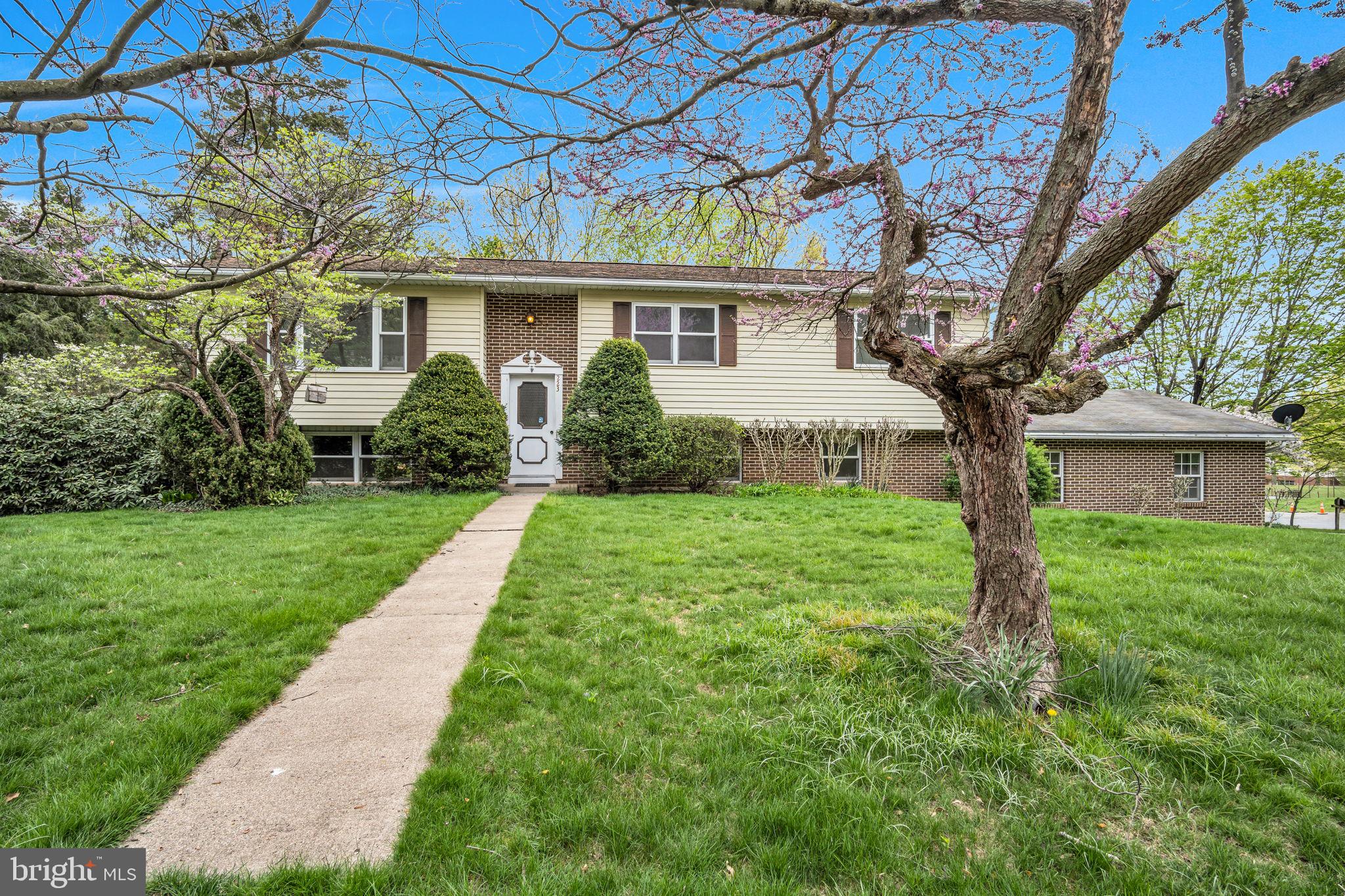 Beautiful Bloomfield Borough home in a charming setting offers tons of square footage, professionally completed upgrades and a location that can't be beat.
Step inside 223 Oak Rd and find new flooring and fresh, neutral paint throughout the entire home. This isn't a "flip" it's a home that was well-loved for decades and freshened up for the ease and convenience of the new owners. Neutral tones and finishes were selected with you in mind.
Open concept kitchen/dining features plenty of space so you can host family and friends for gatherings and the cook is never left in the kitchen. New kitchen sink and brand new stainless appliances ensure you can move right in and enjoy it! Spacious living room with large windows gets plenty of light and offers a great place to relax and unwind. If a primary suite is a must-have, you'll be glad to find one here with a full en suite bath and ample closet space. Downstairs, the full footprint of the home is finished, offering two additional living spaces to use as you see fit! The wood burning fireplace can be used to save on energy costs or, if that's not your idea of a good time, can be removed to accomodate something that's more your speed. On the other side of the lower level, you'll find a full bar with cabinets and a sink and tons of additional square footage. Walk out to a screened porch for even more space to enjoy! The possibilities are endless!
Who needs a pool in the backyard when you have one right across the street? Hot Summer days will be no match for the people who live here- grab yourself a membership to the Bloomfield Pool and enjoy all the perks without all the maintenance. This home is an incredible opportunity to continue to update and build equity!
Stop by our Open House and be one of the first to see it Sunday 4/27 from 12-2