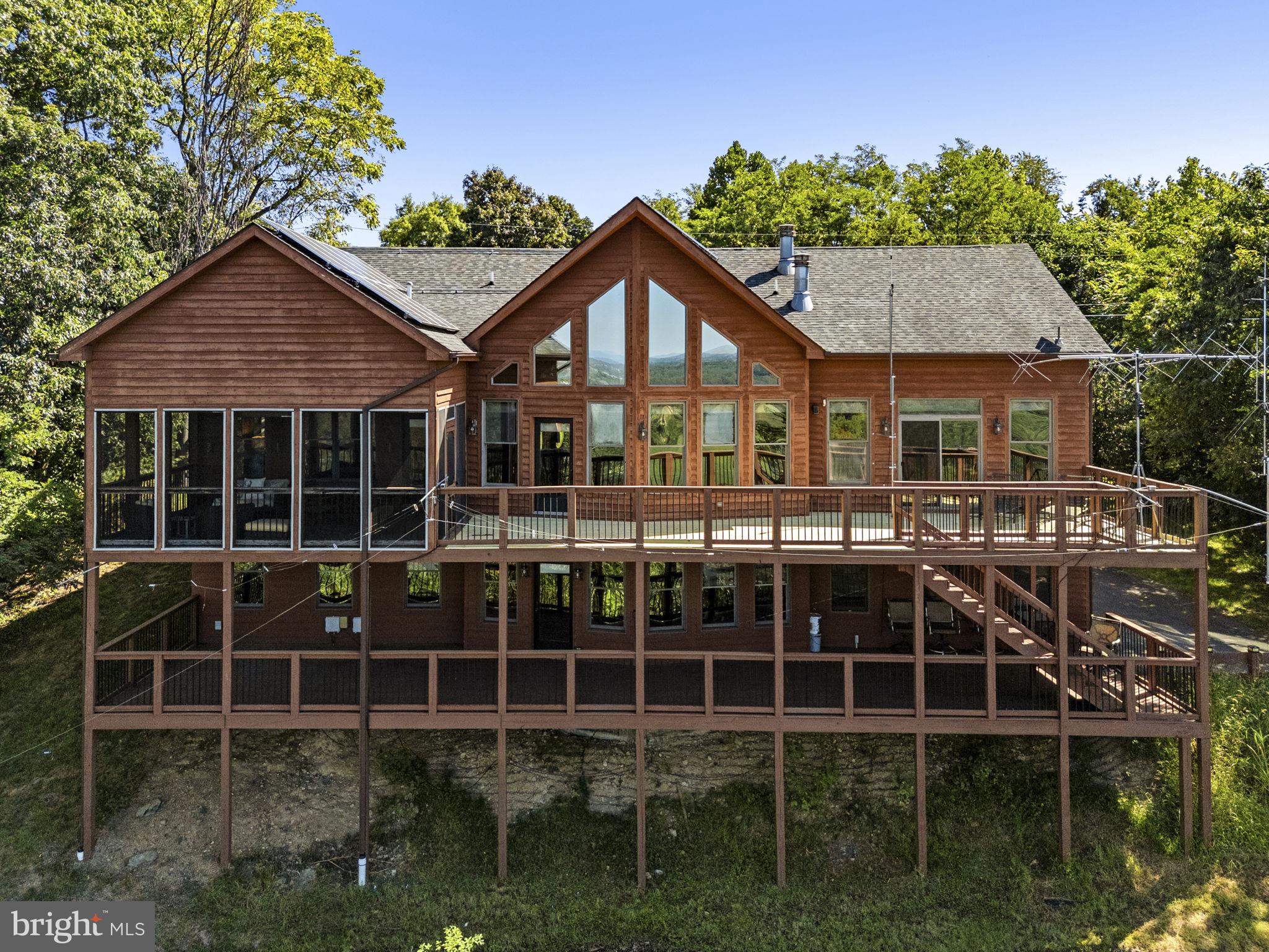 80 MOUNTAINSIDE COURT