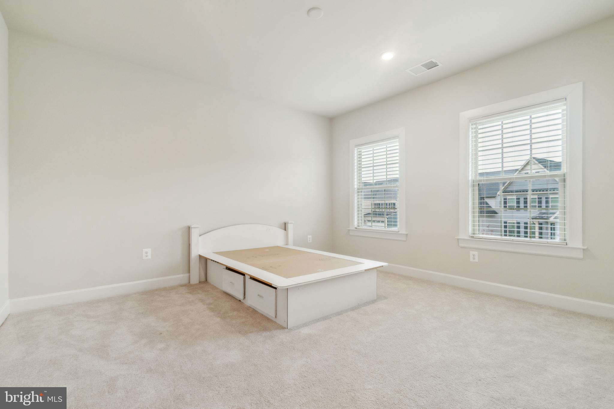 GREENS OF PATUXENT - Residential Lease