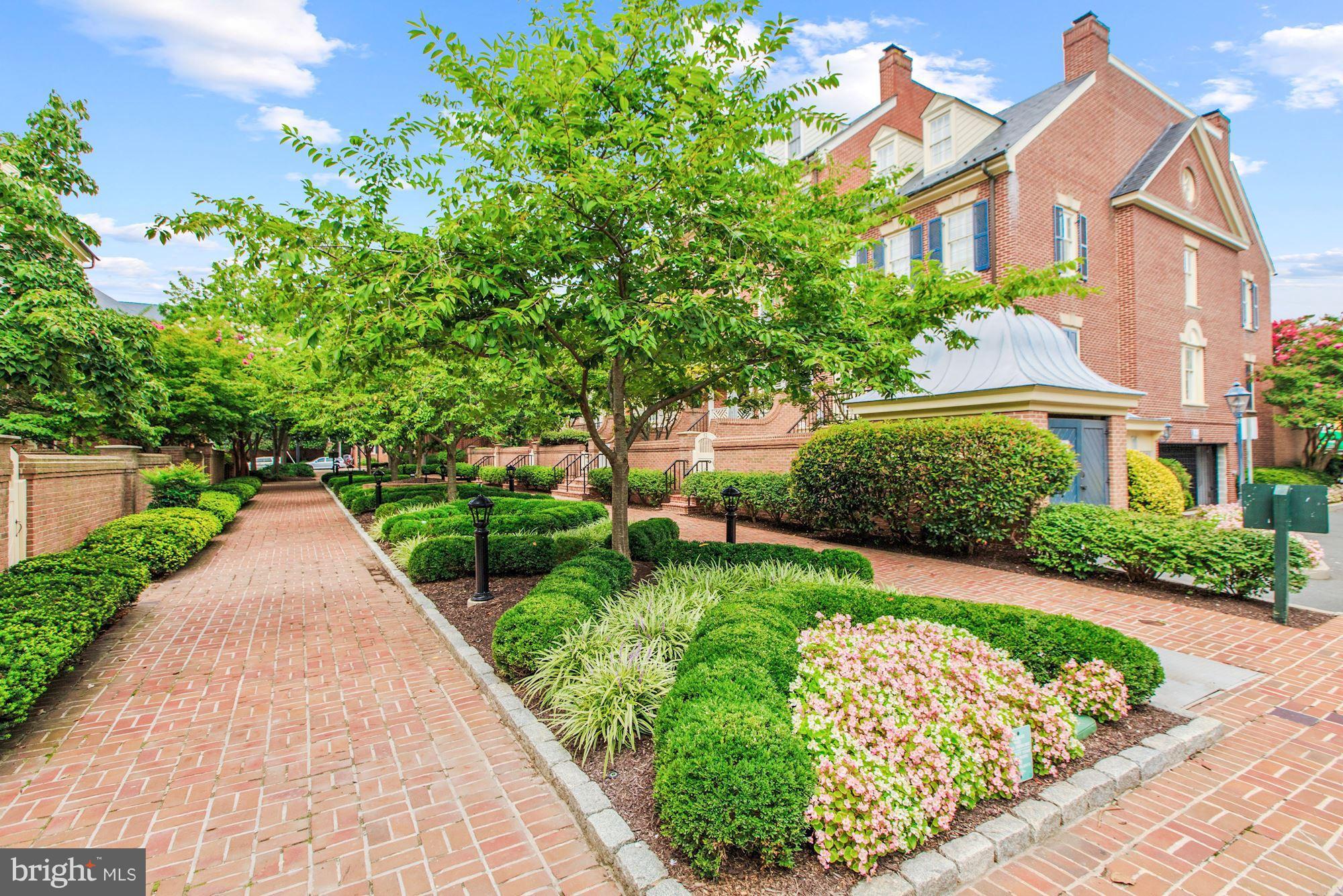 HARBORSIDE - Residential Lease