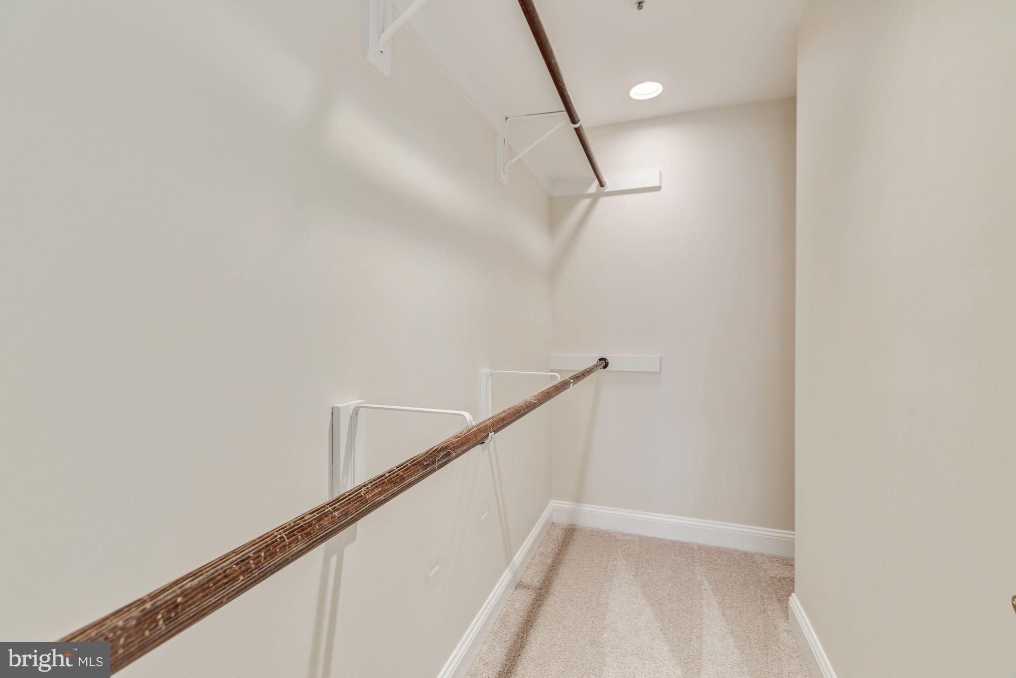 HARBORSIDE - Residential Lease