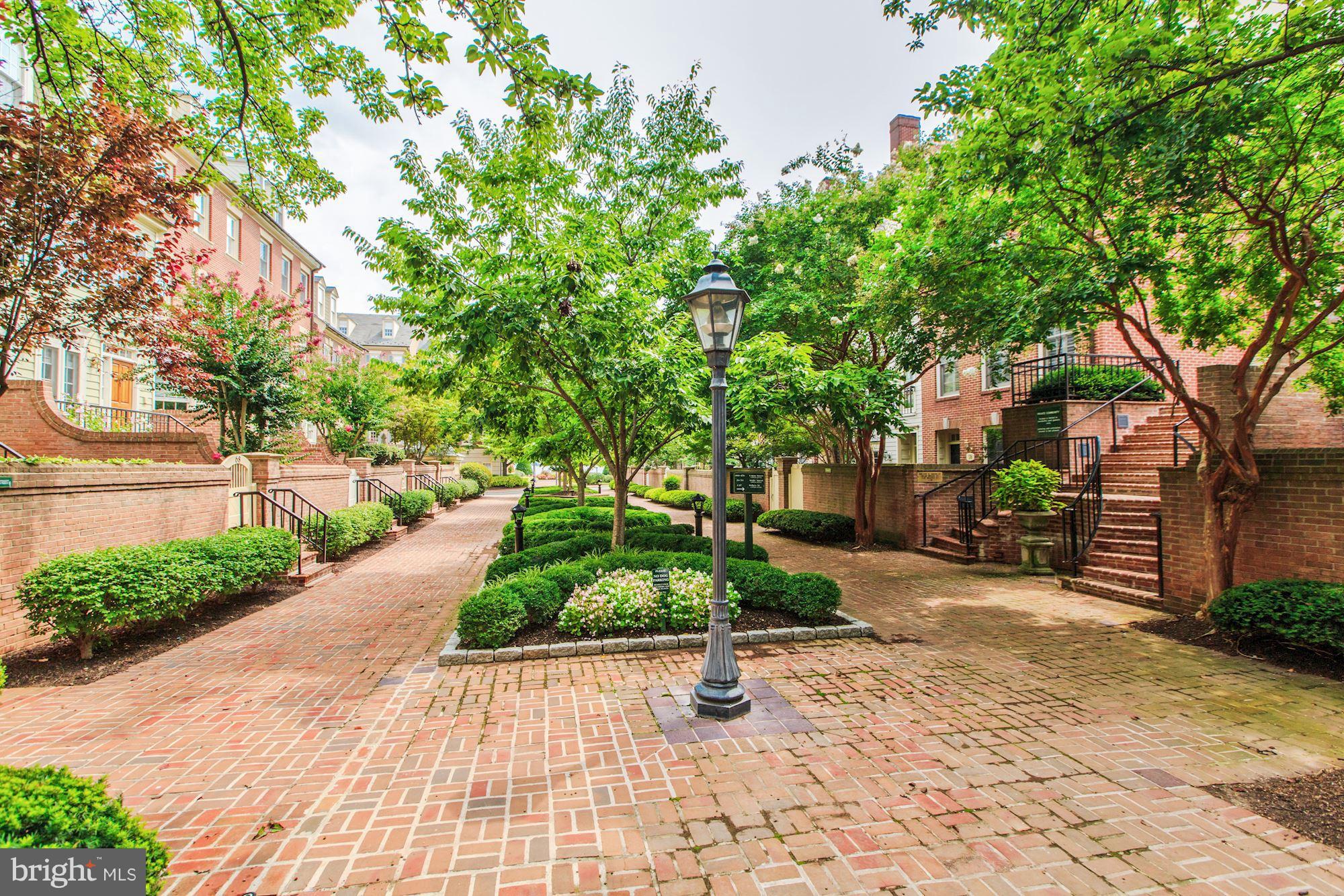 HARBORSIDE - Residential Lease