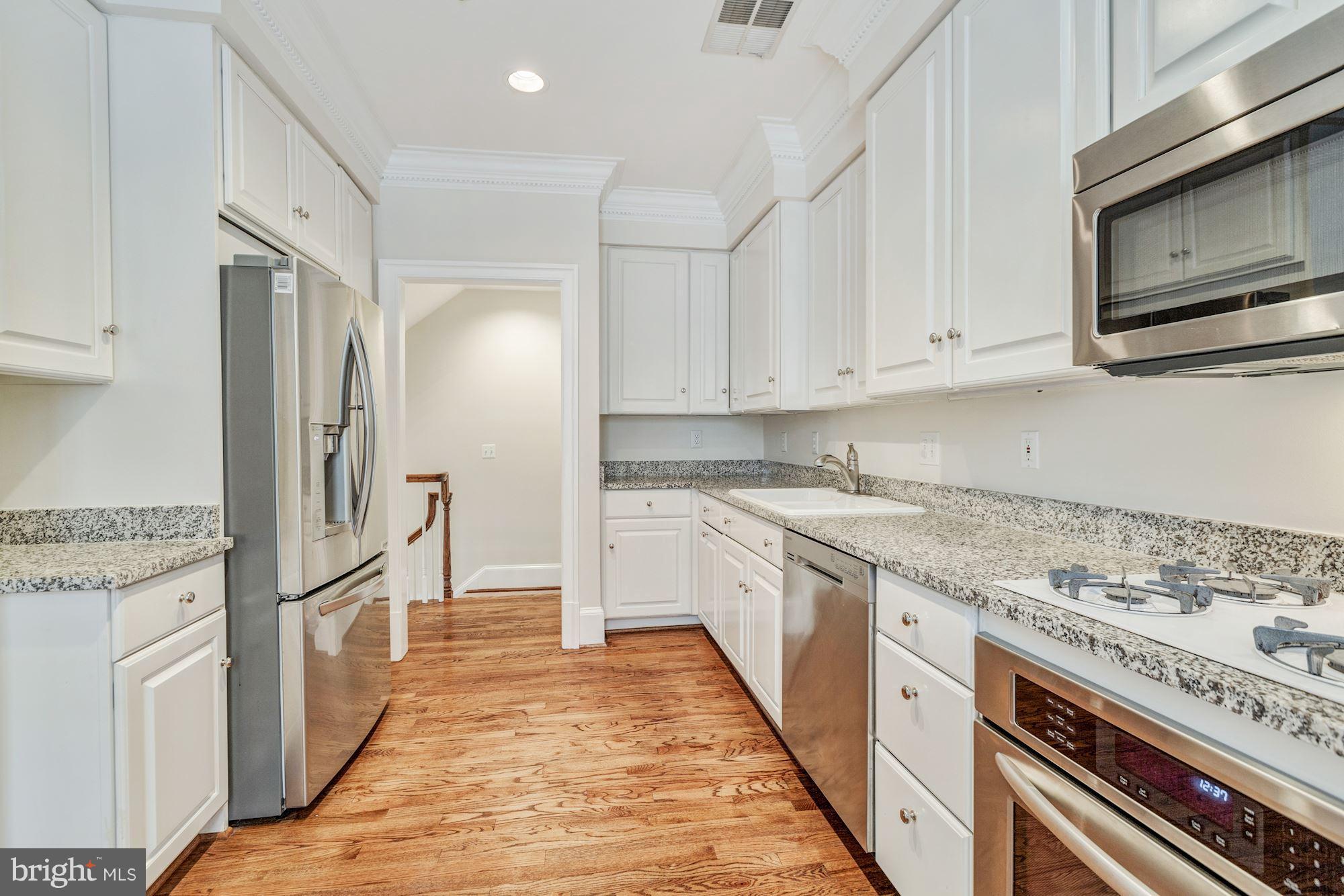 HARBORSIDE - Residential Lease