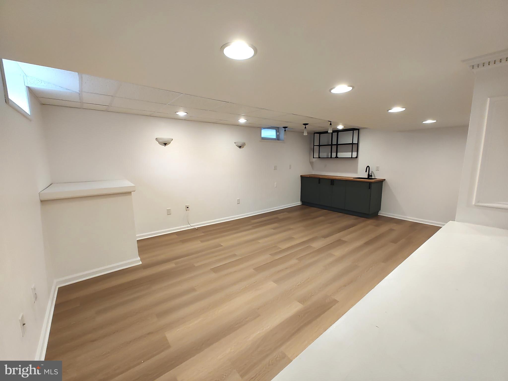 COLD SPRING HUNT - Residential Lease