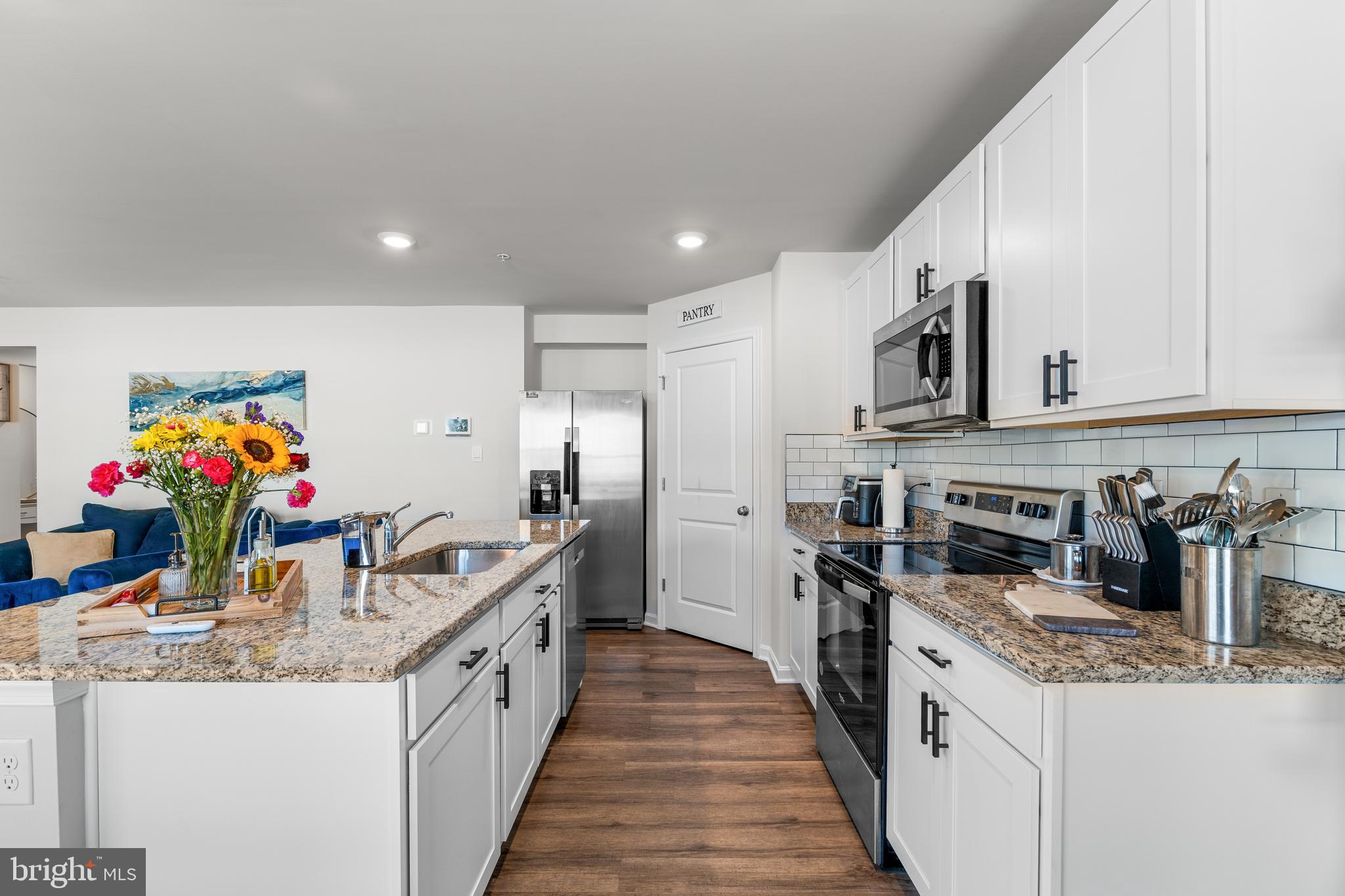 PINEGROVE - Residential