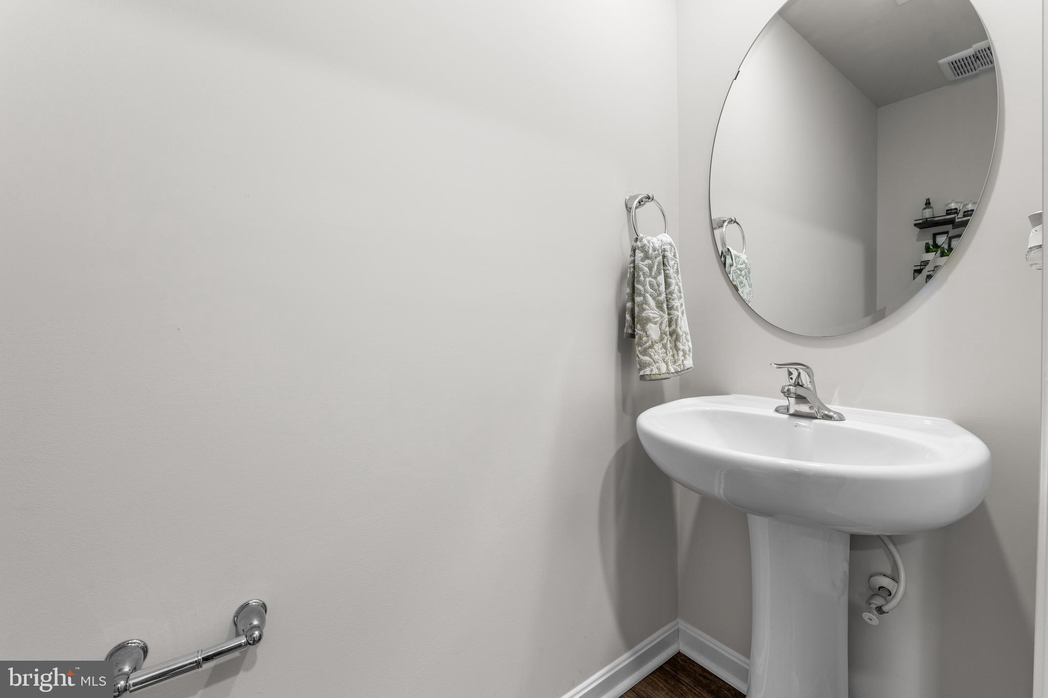 PINEGROVE - Residential