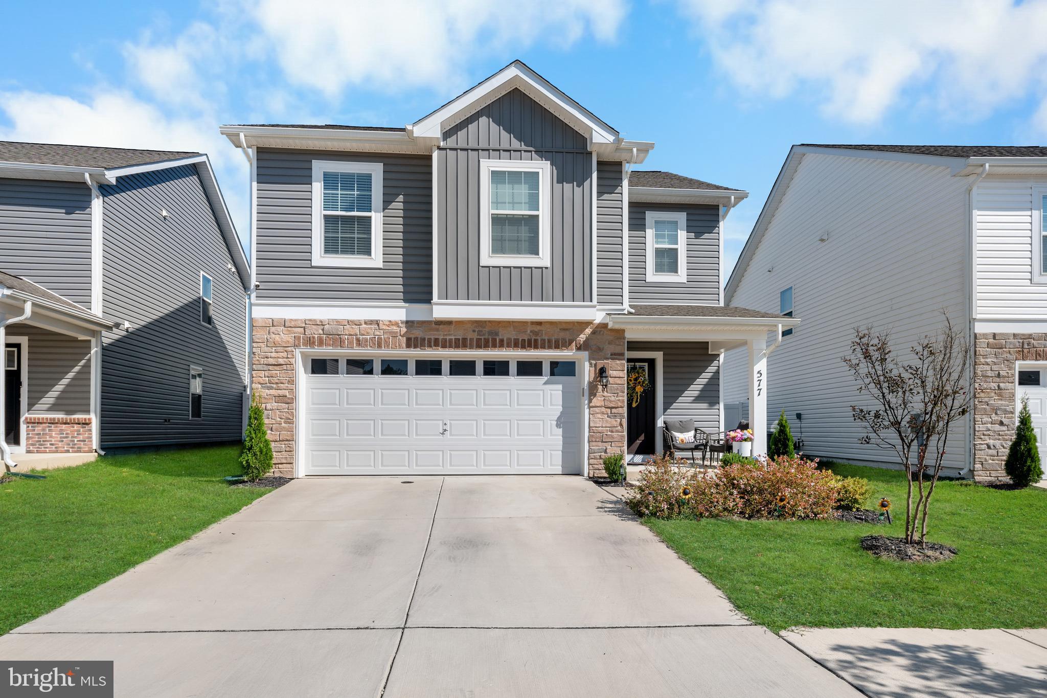 PINEGROVE - Residential