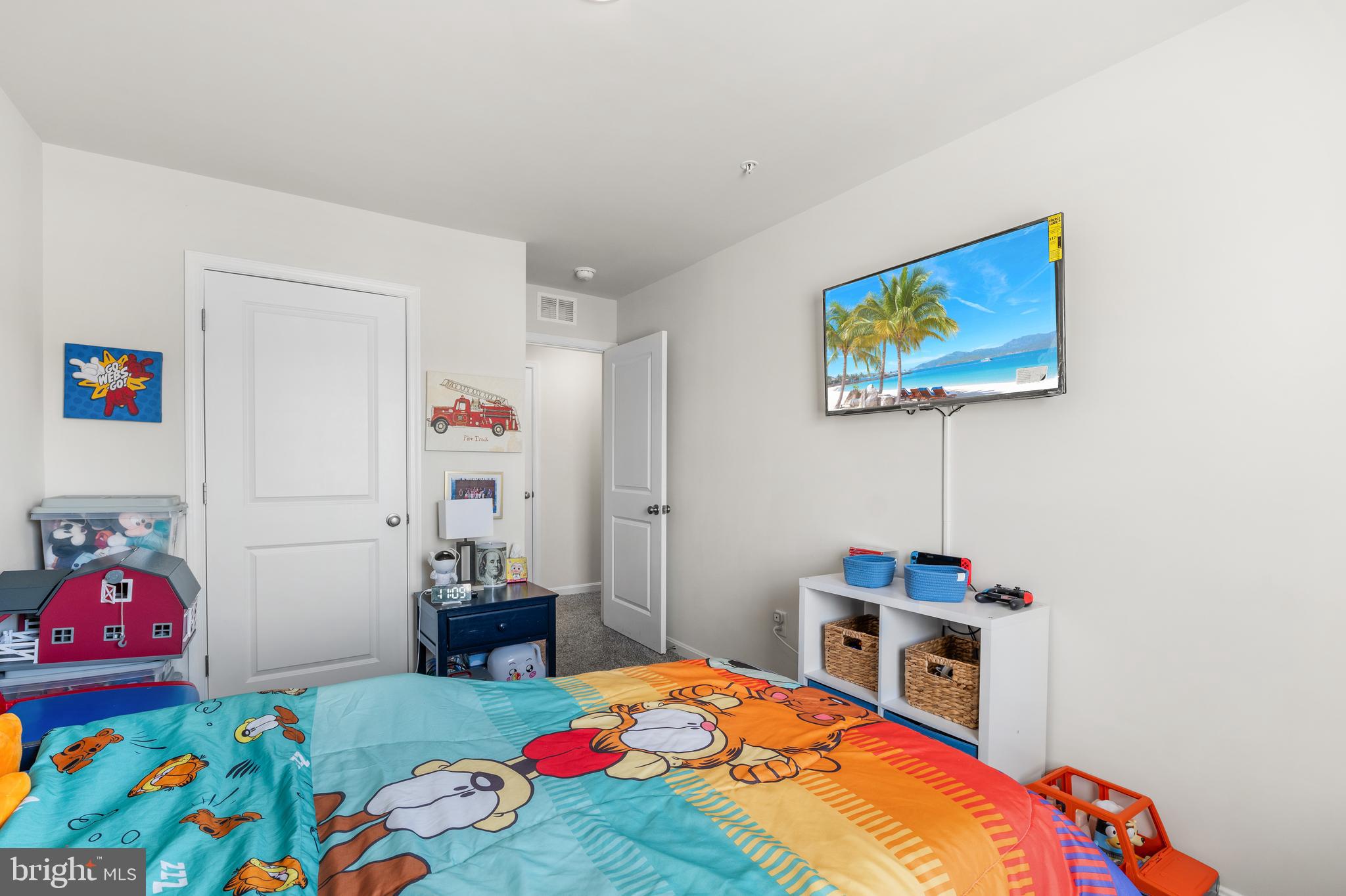 PINEGROVE - Residential