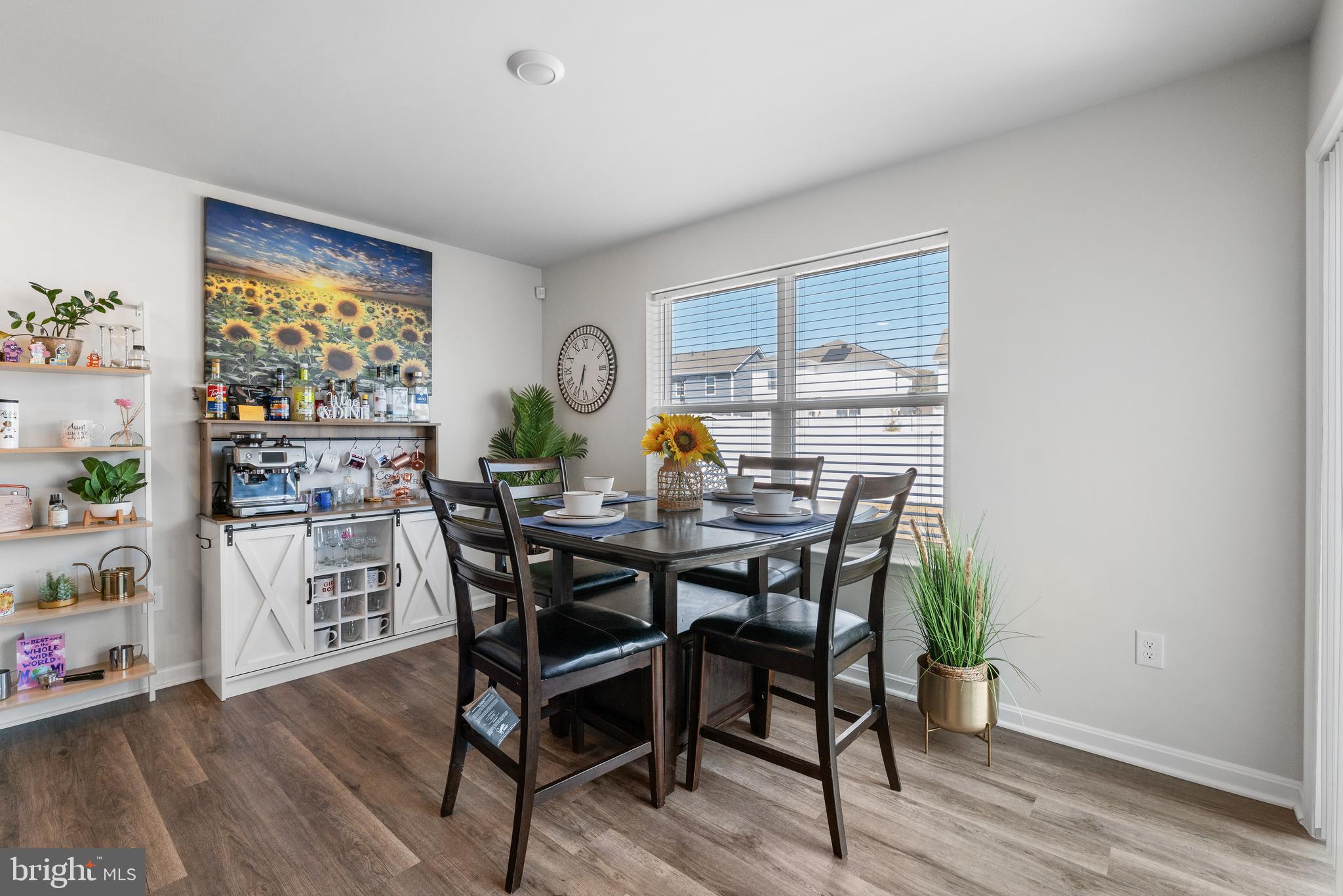 PINEGROVE - Residential