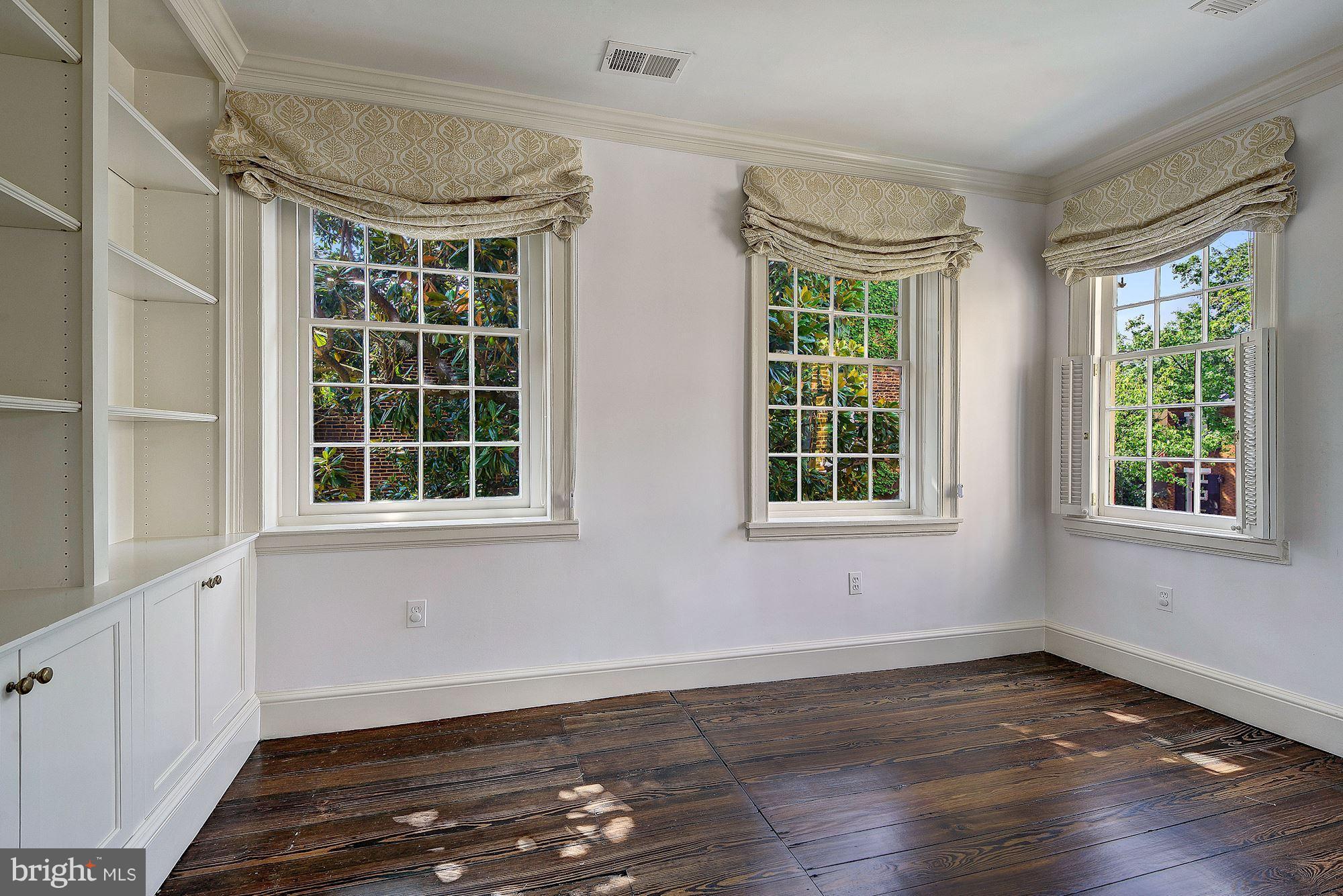 OLD TOWN - Residential